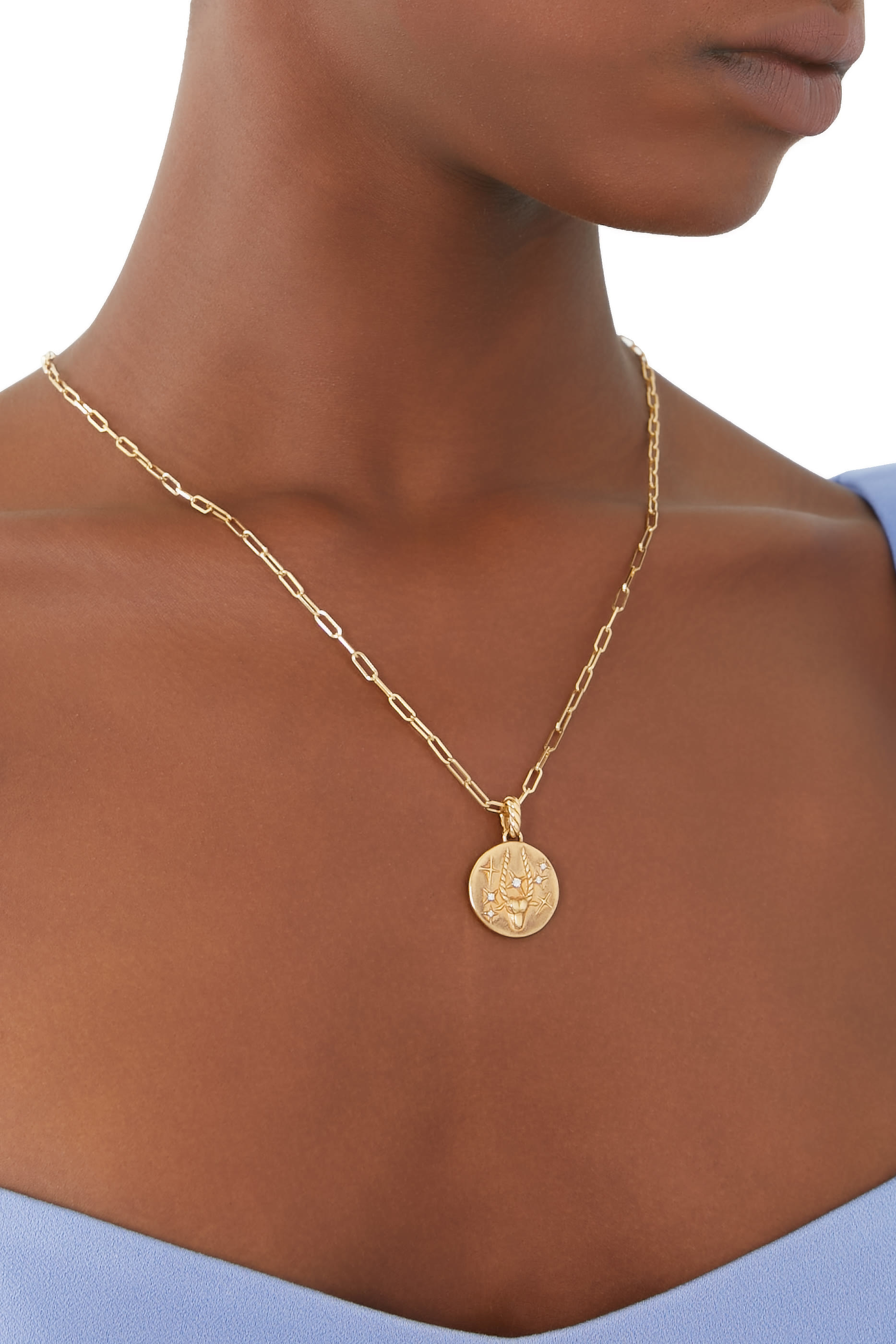 دلاية بتصميم شعار برج الجدي مرصعة بالماس ذهب أصفر عيار 18