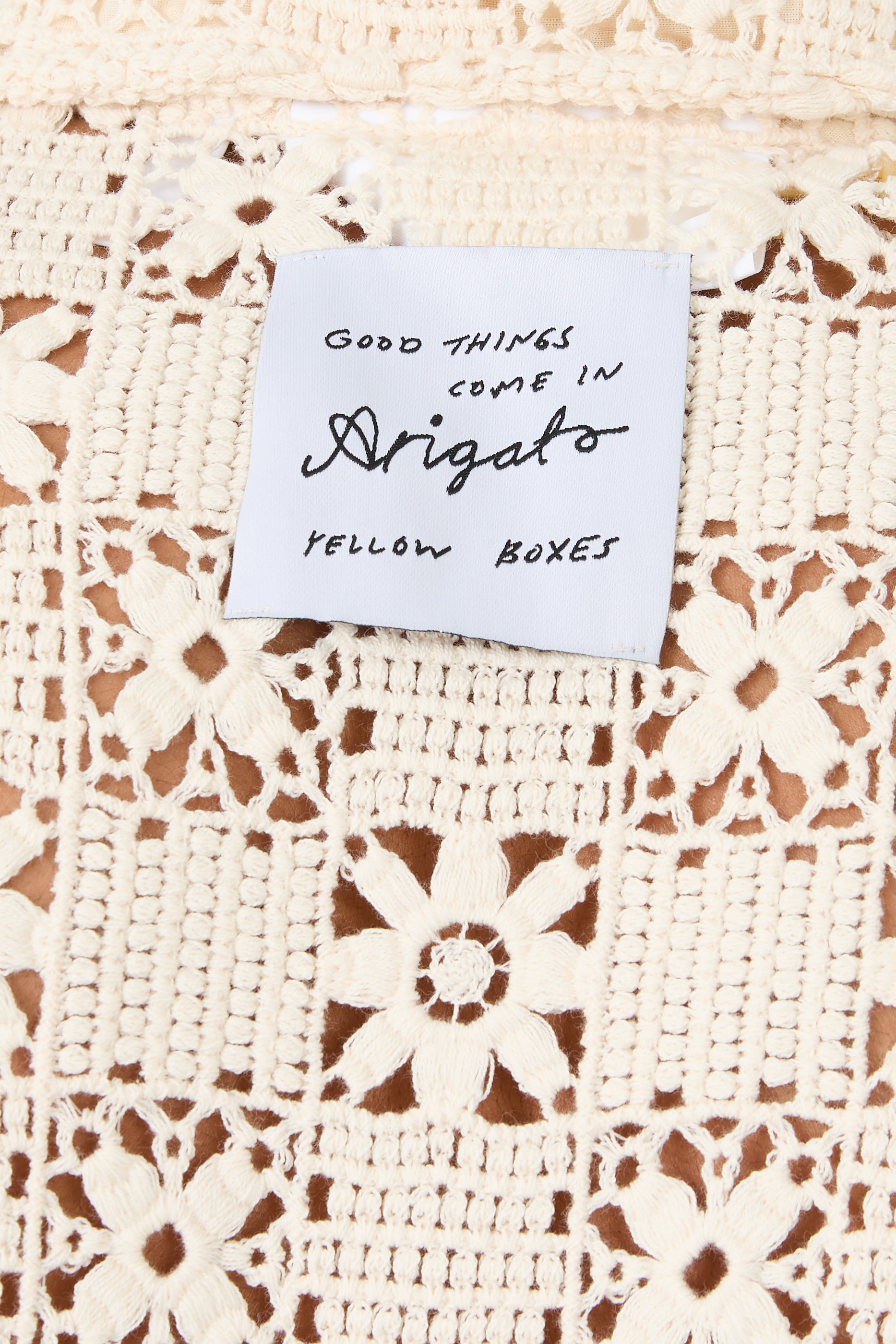 قميص إيرين بشعار الماركة