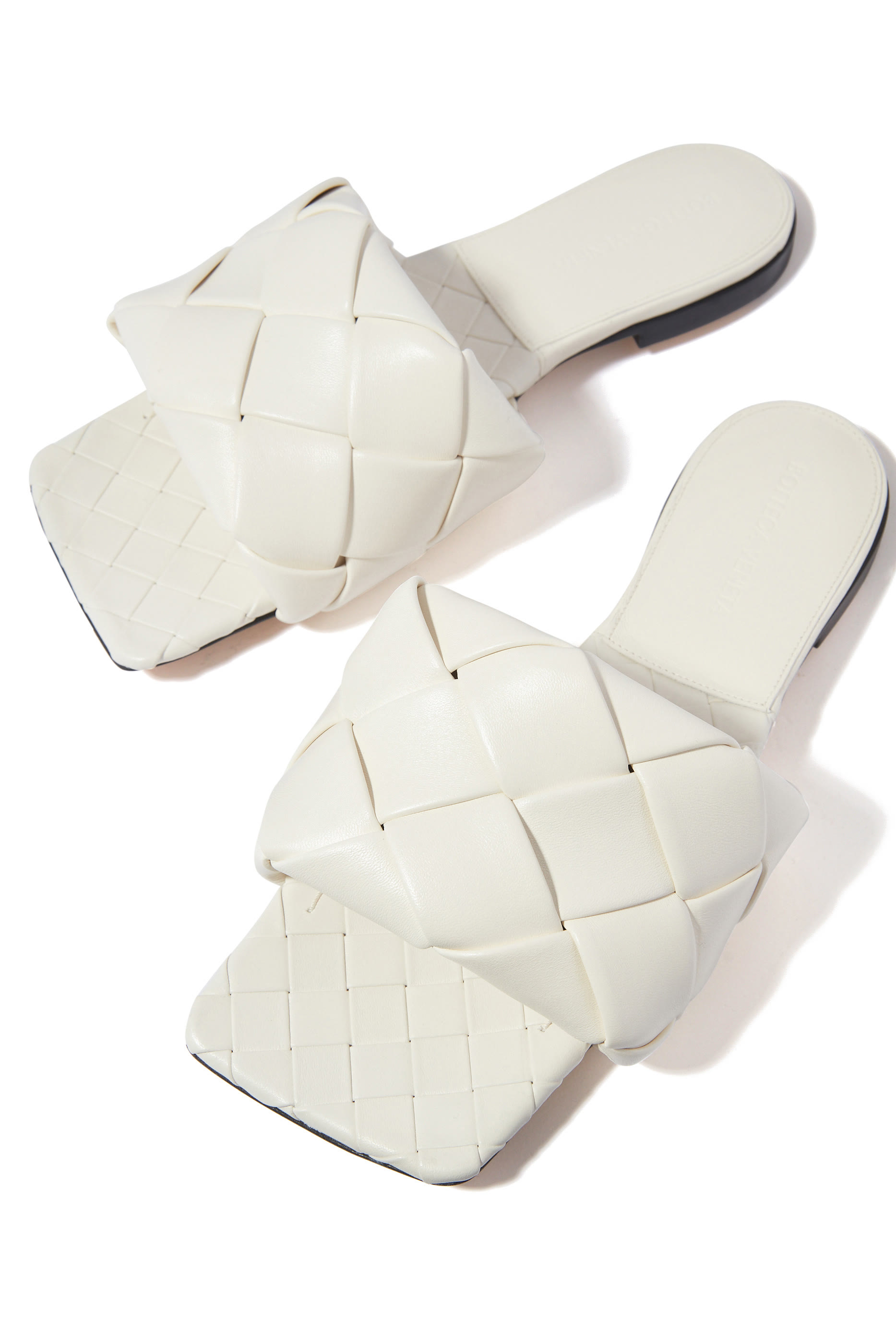 صندل ليدو بكعب مسطح