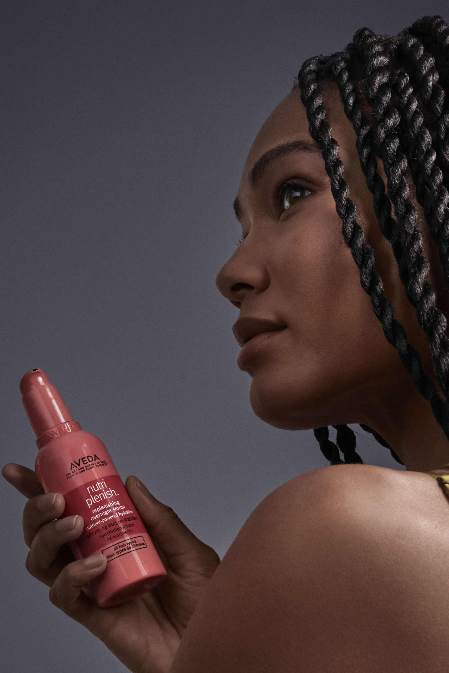 سيروم نيوتري بلينش لتجديد الشعر ليلاً