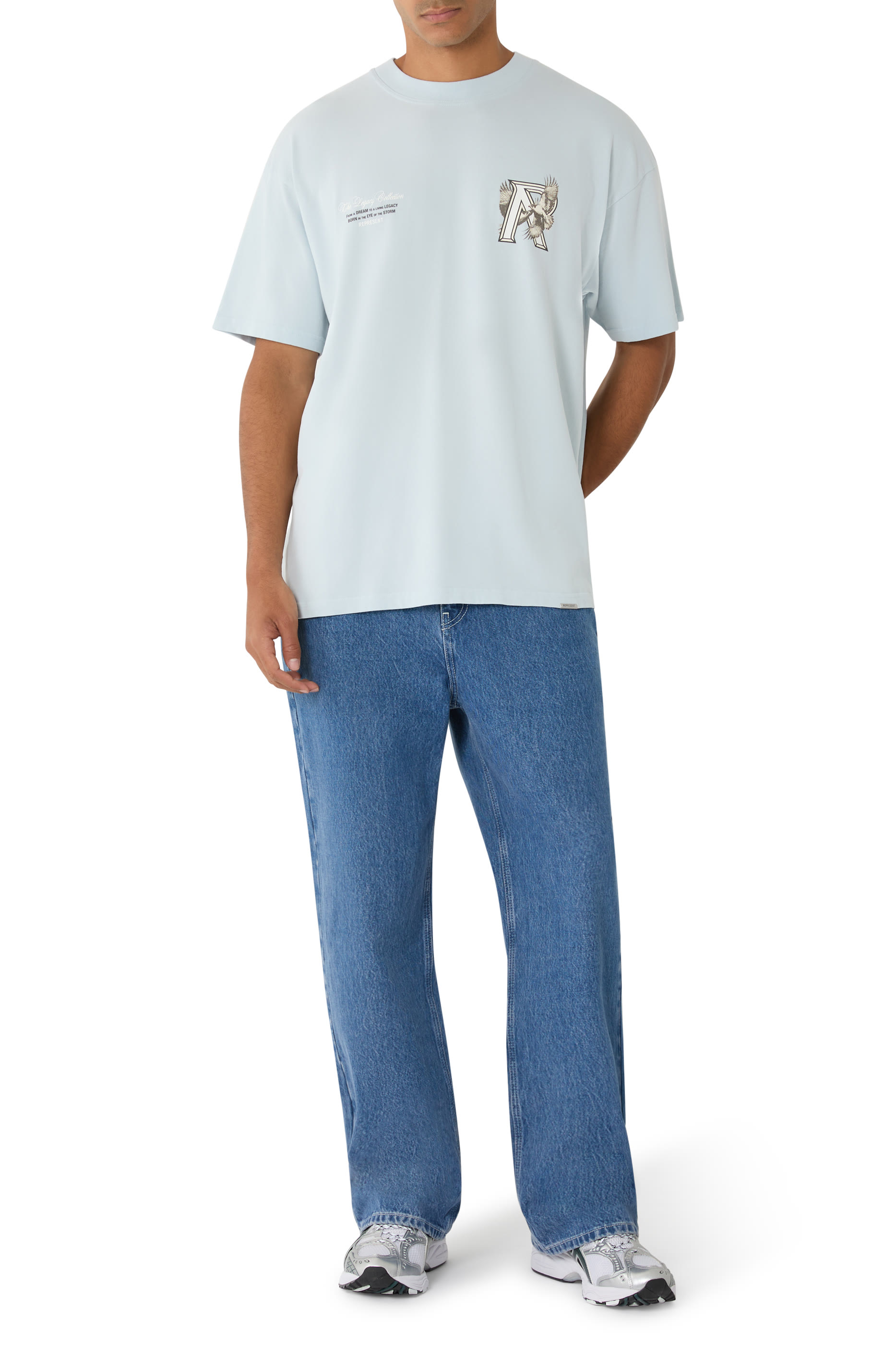 تيشيرت بشعار الماركة