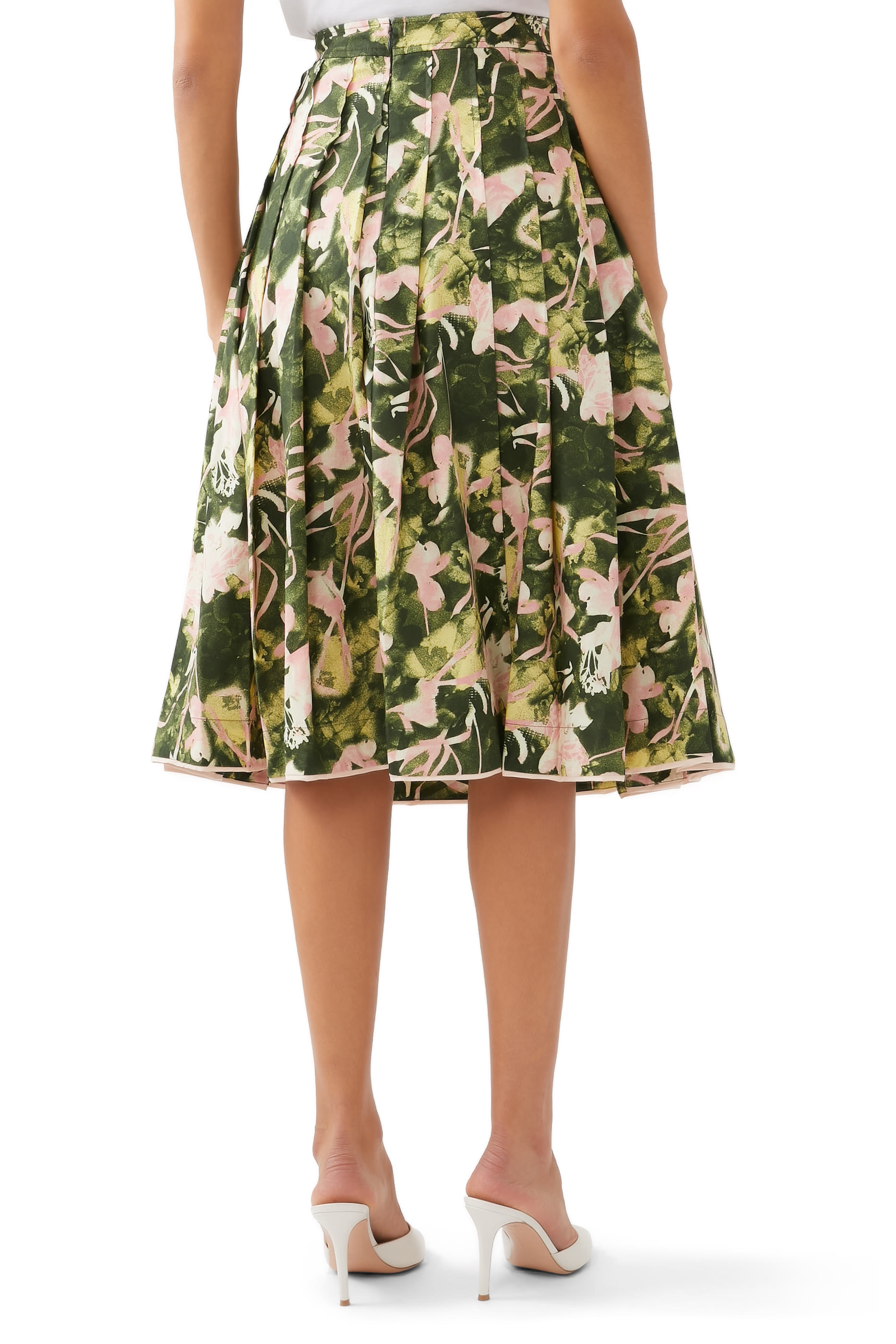 تنورة بحزام ونقشة فلوتينج ايريس