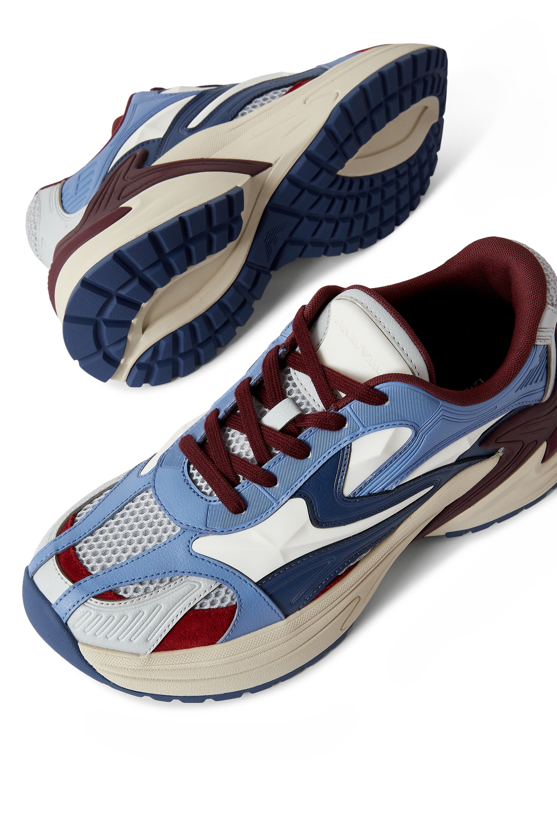 سنيكرز بكاحل منخفض