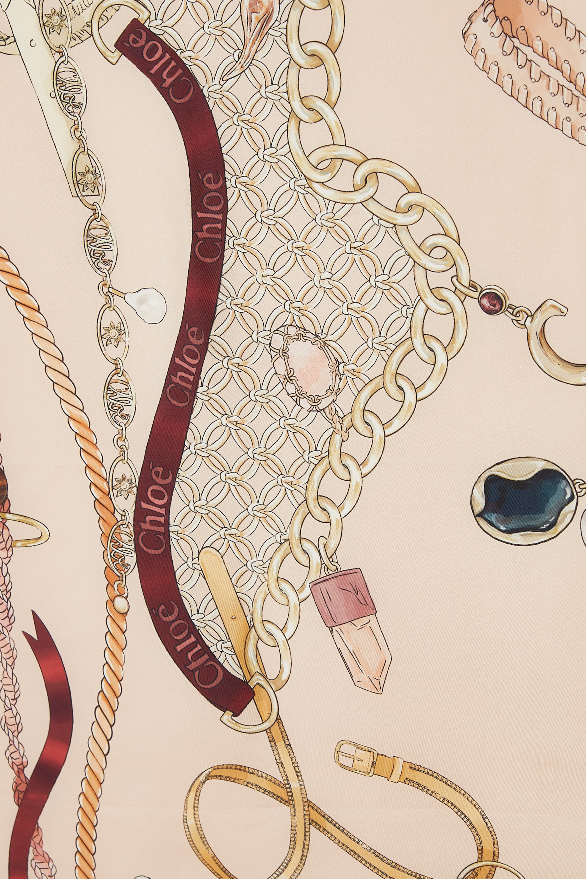 وشاح بتصميم مربع