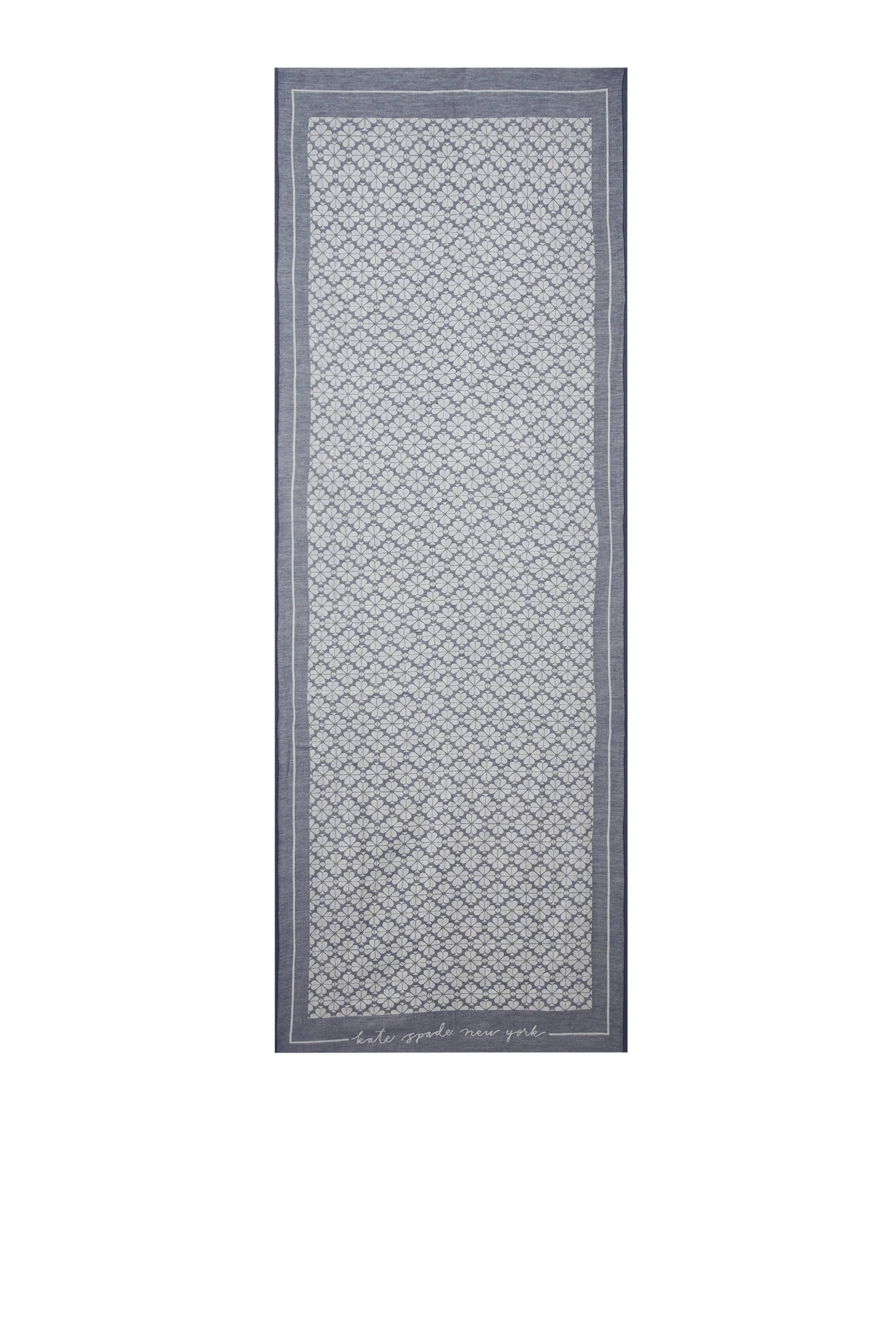 وشاح بنقشة زهور بالشكل البستوني نسيج مصبوغ