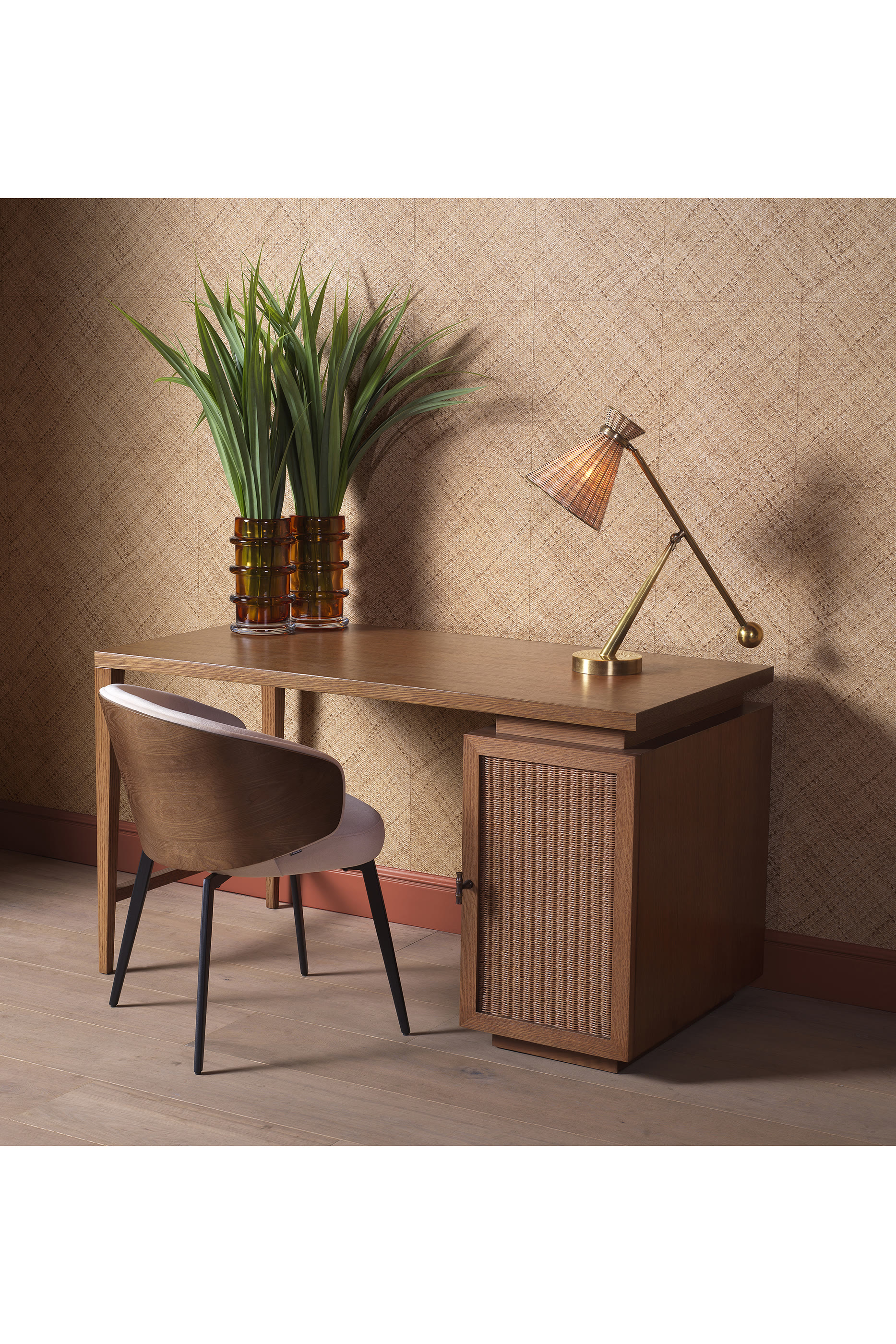 كرسي طعام كاميروتا