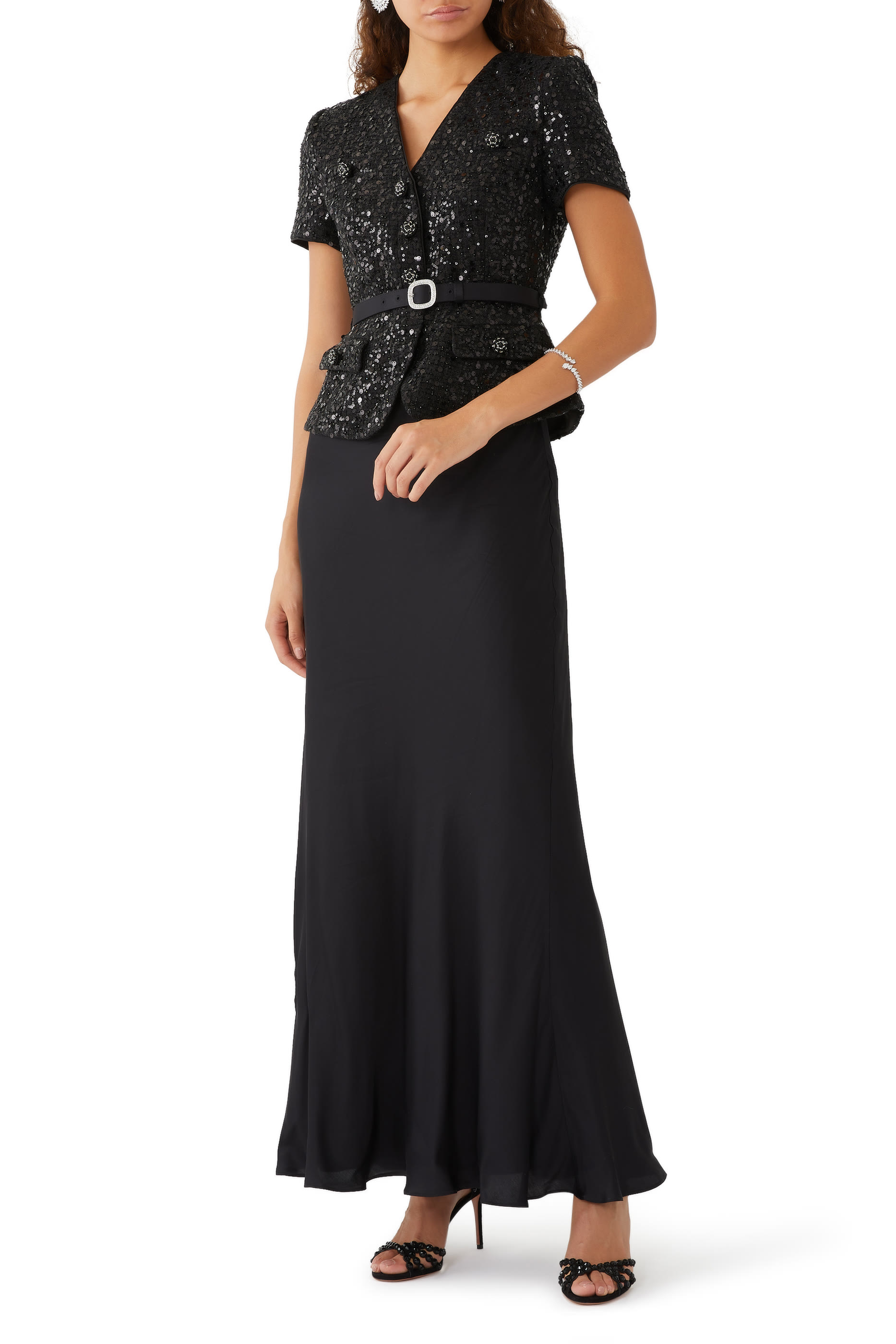 فستان بوكليه طويل مزين بترتر