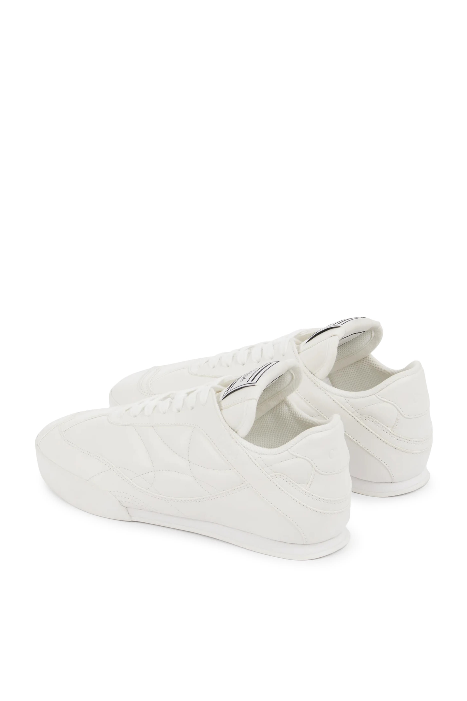 سنيكرز كيك بشعار الماركة