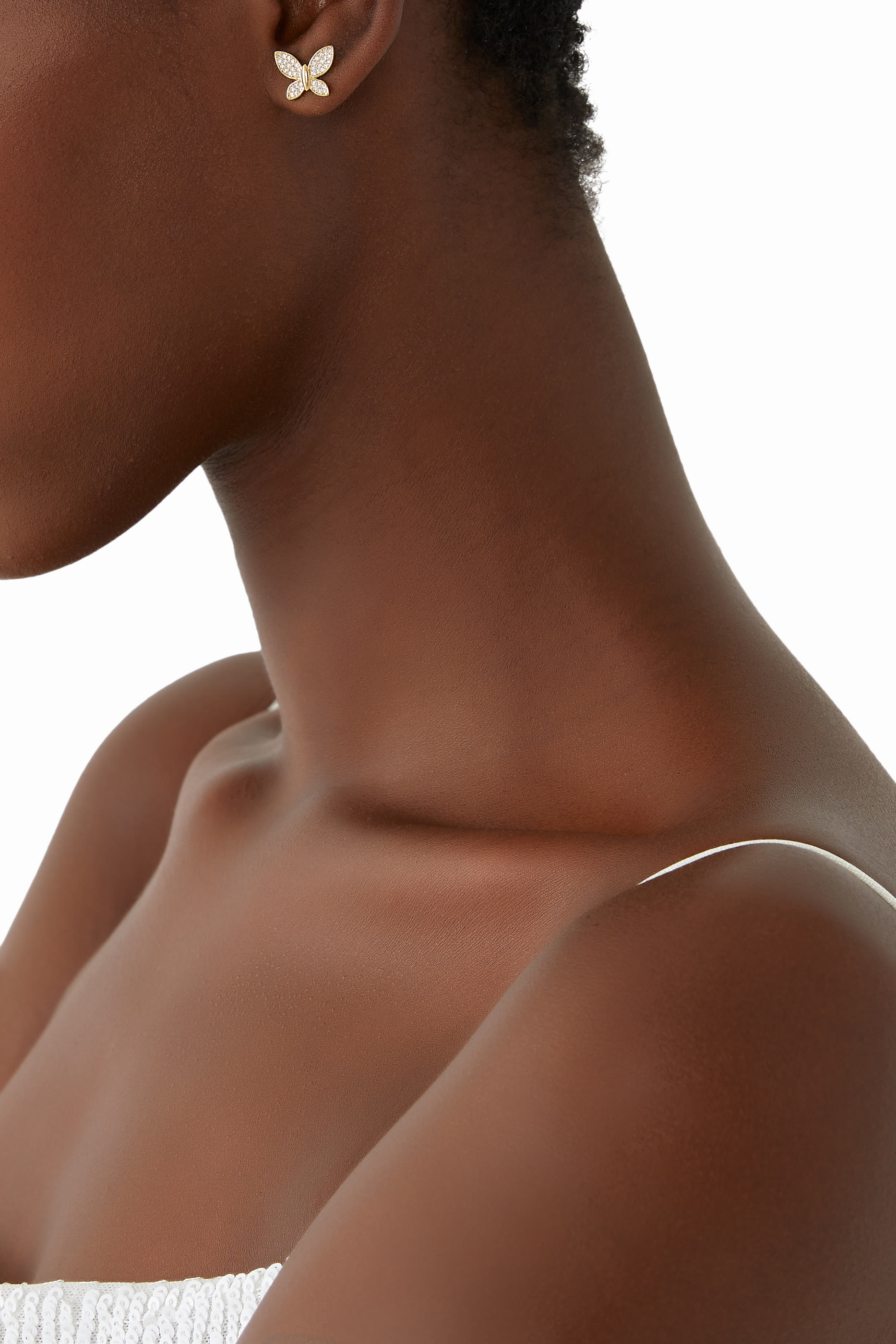 أقراط لاكي بتصميم فراشة مرصعة بأحجار زركونيا مكعبة معدن مطلي بقفل ستانلس ستيل