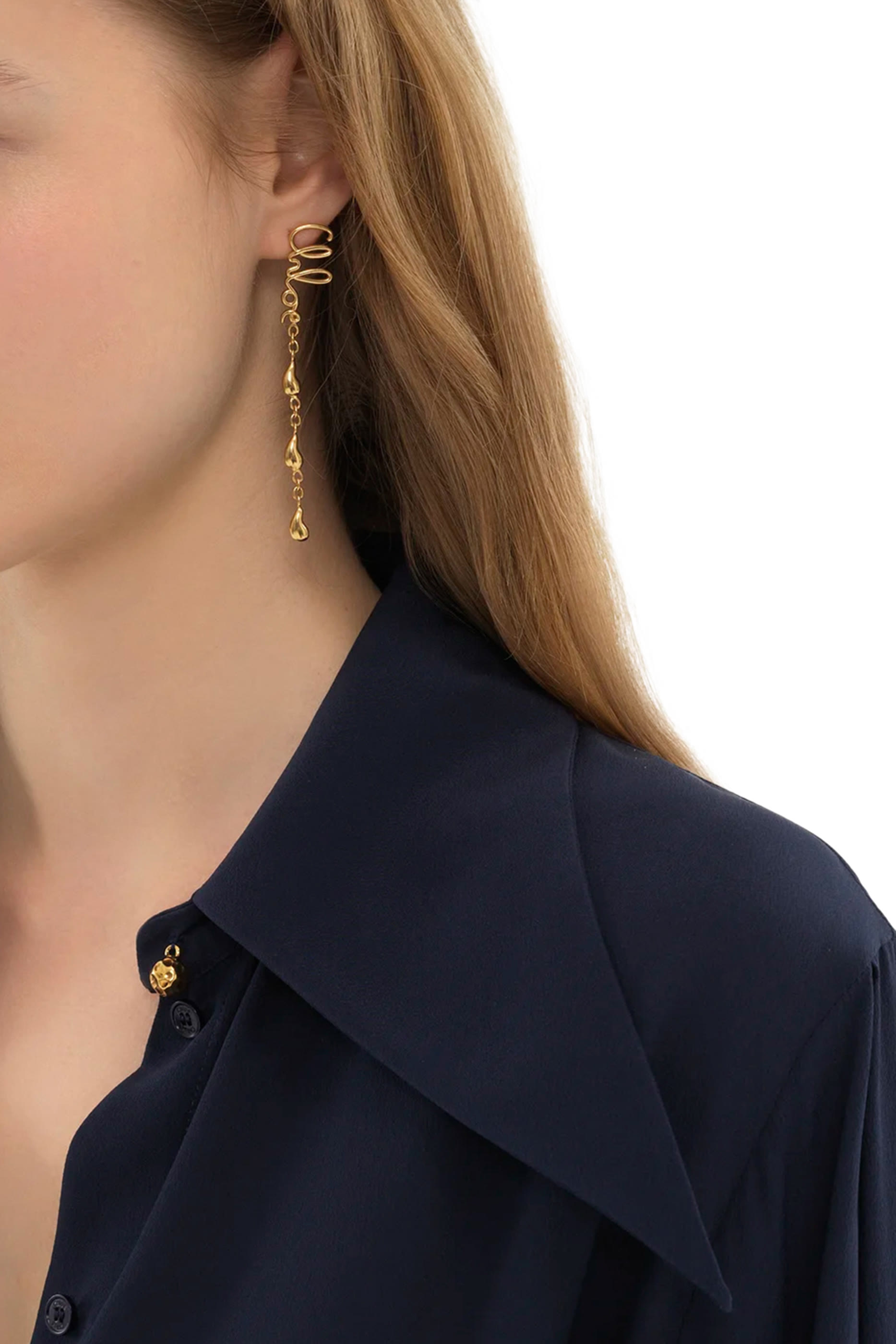 أقراط ذا أيكونيك متدلية