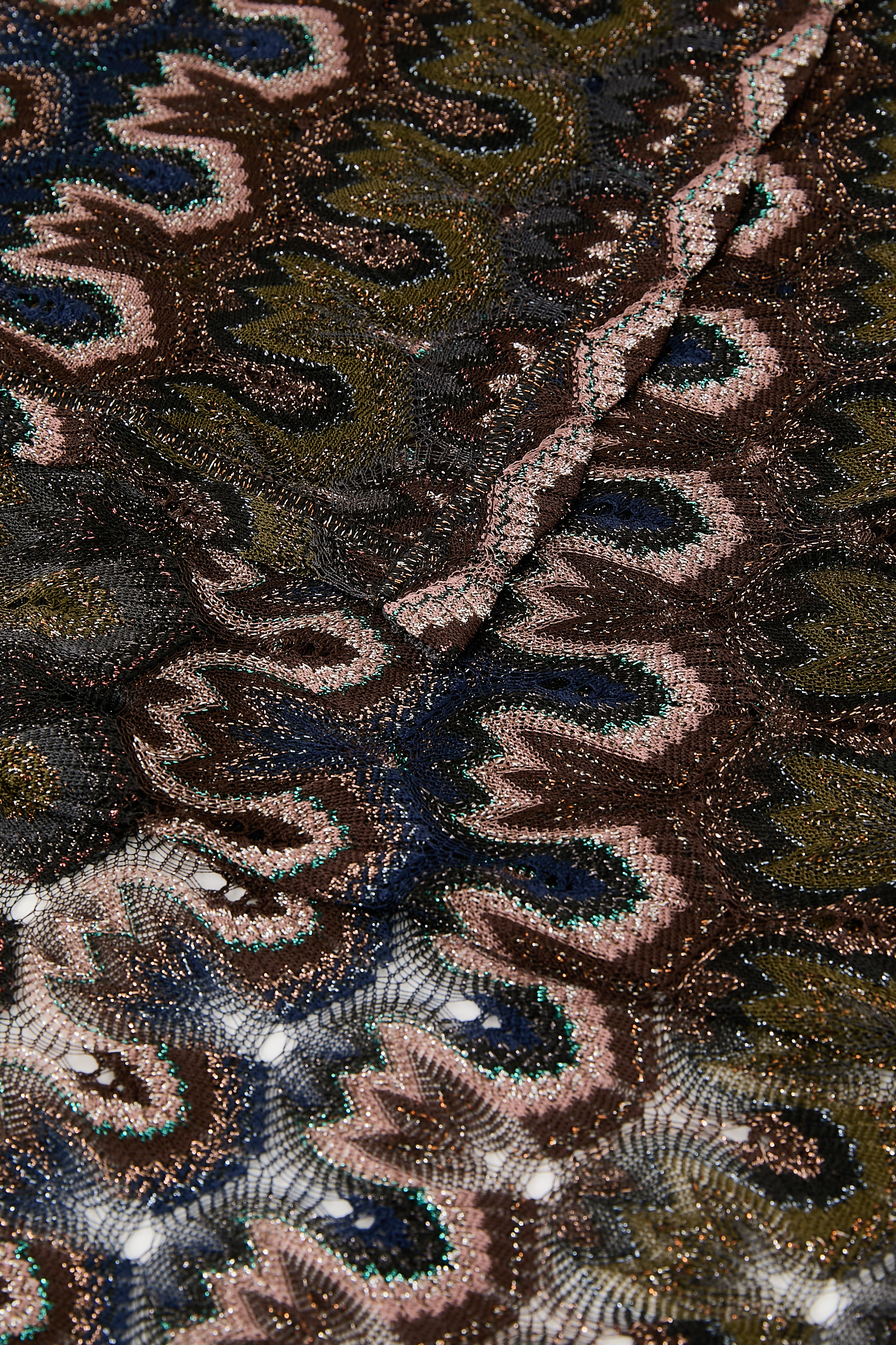 وشاح ارابيسك دانتيل