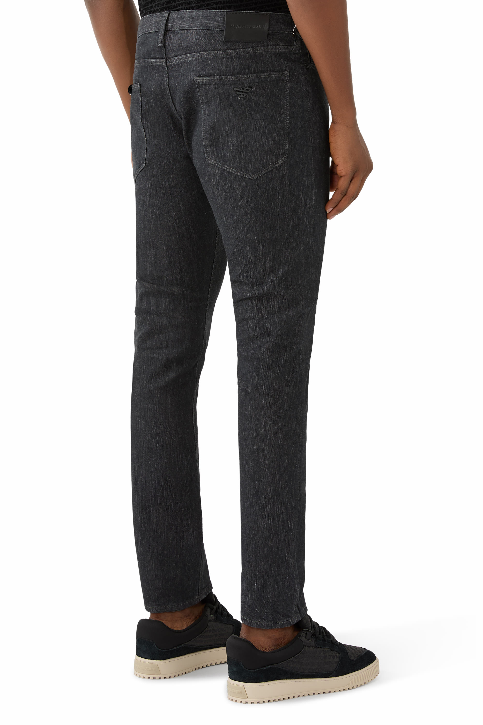 بنطال دنيم بقصة ضيقة تويل