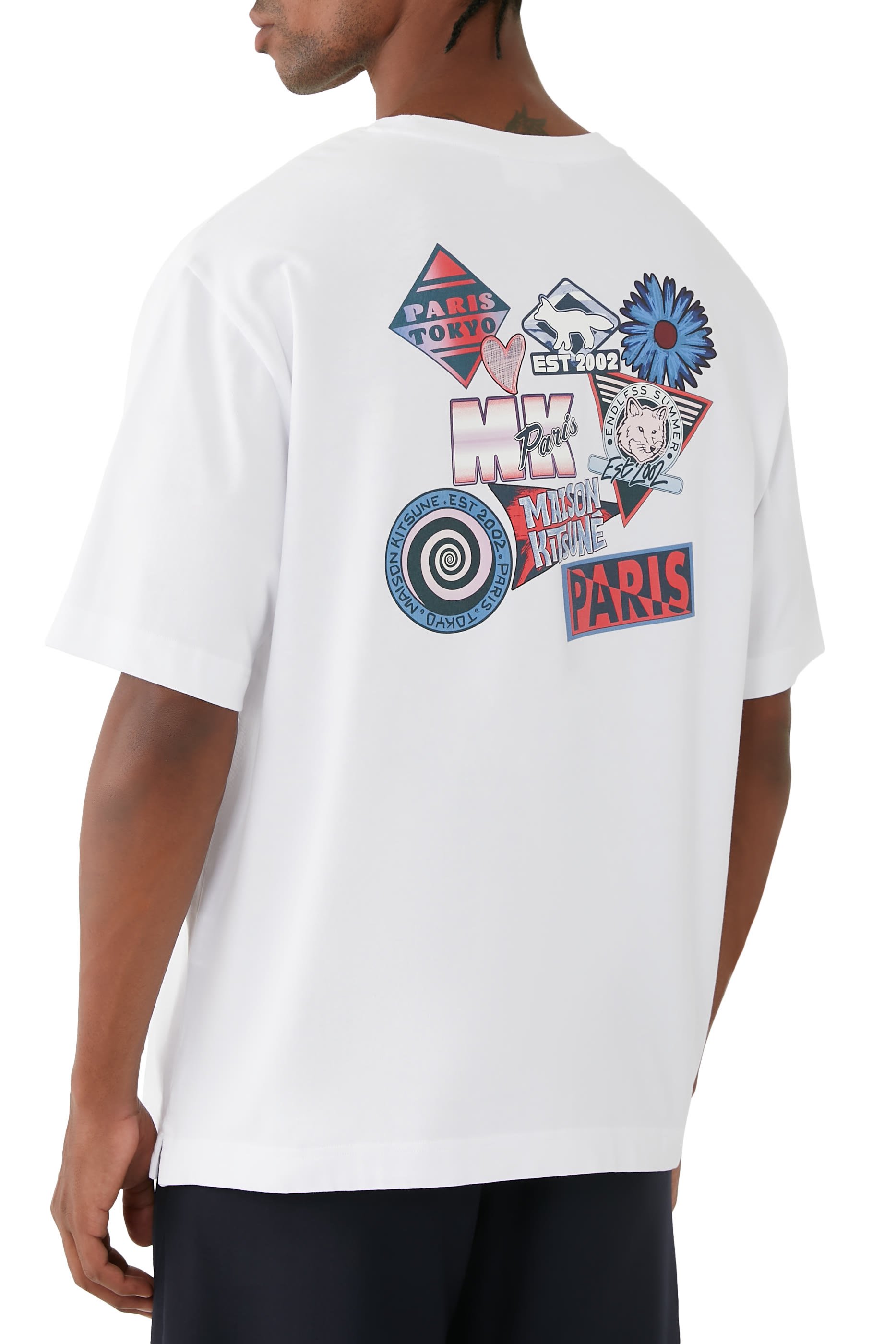 تيشيرت سيرف كولاج بقصة فضفاضة