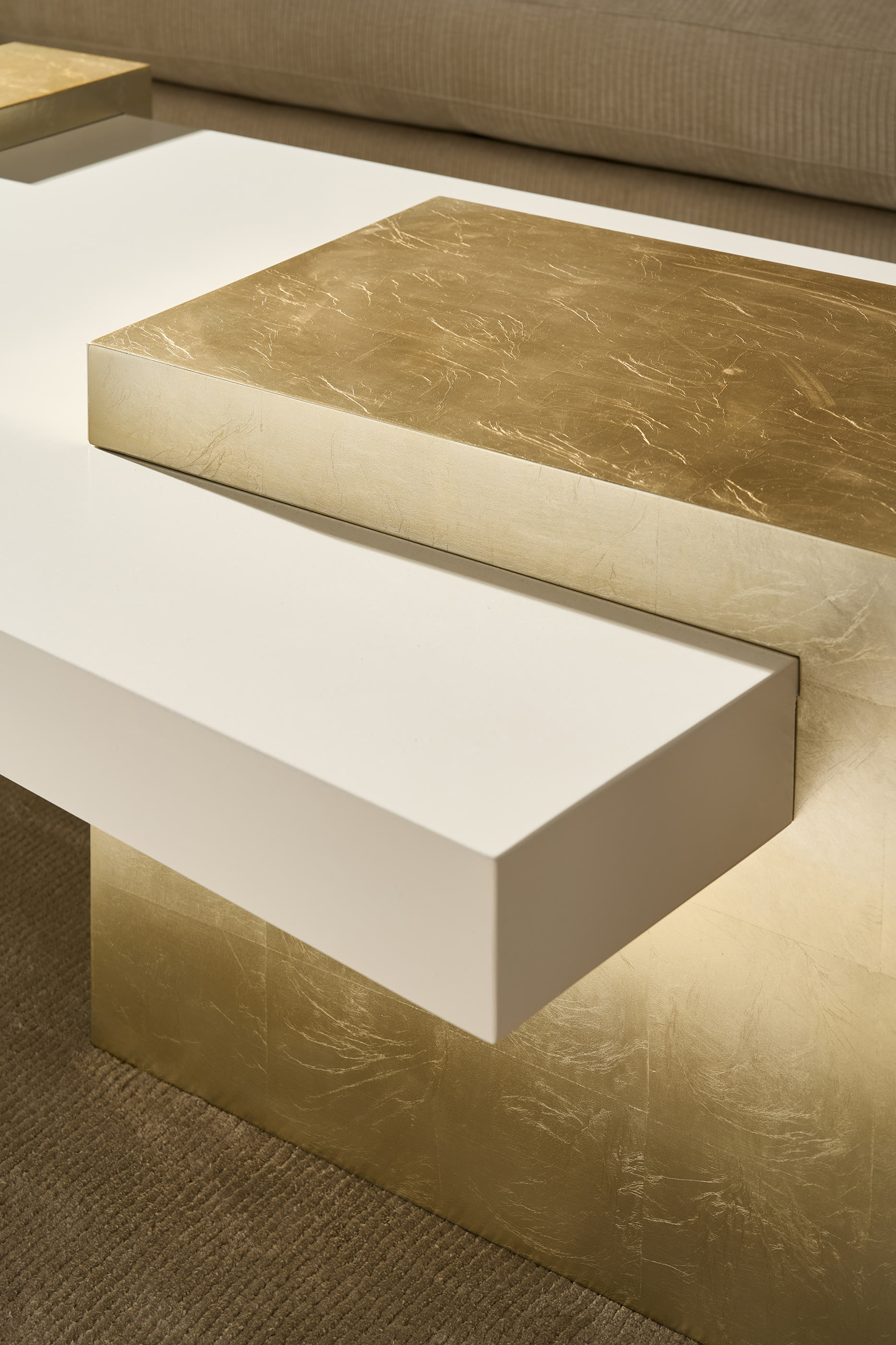 طاولة قهوة فلوات