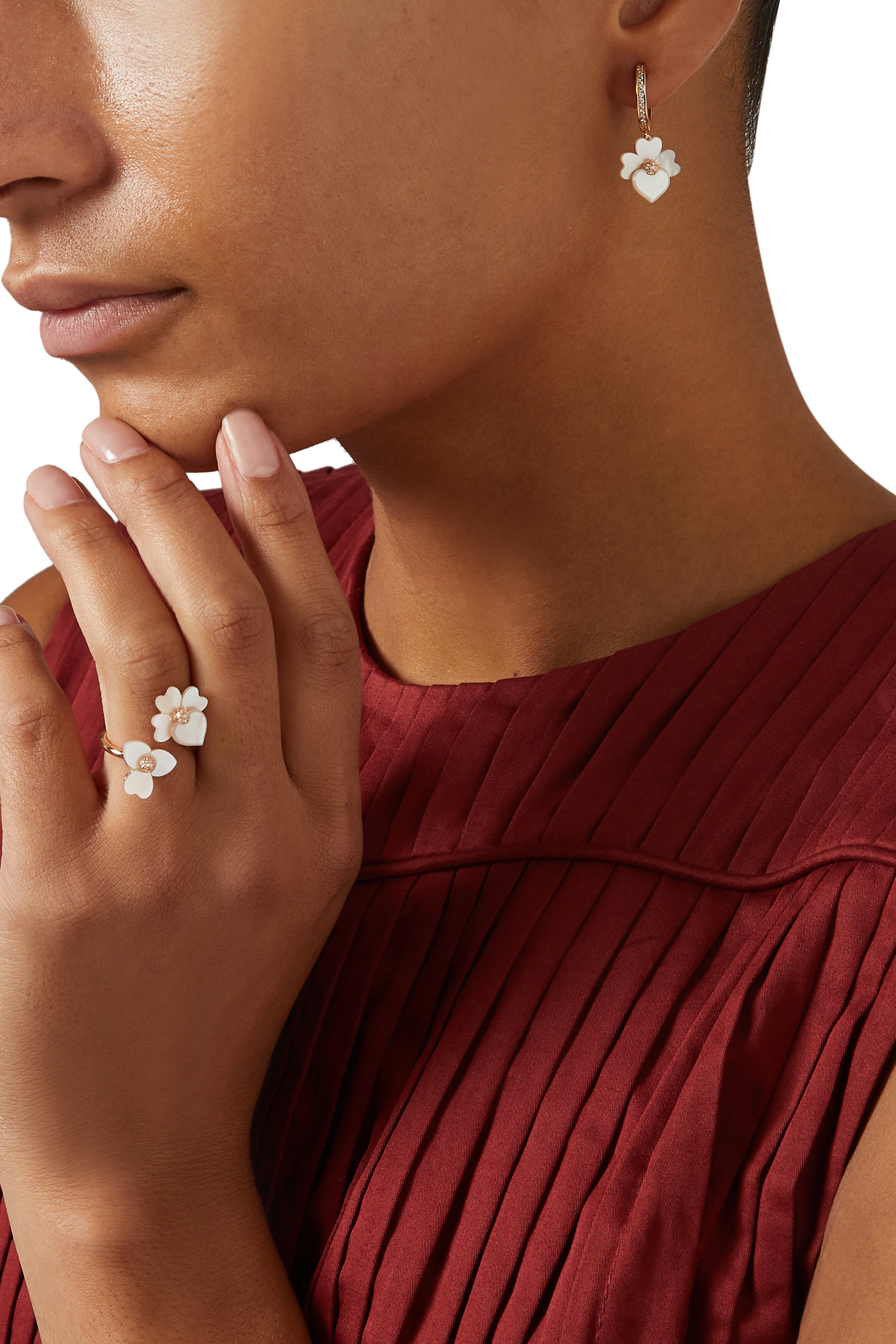 أقراط بريشس بانسي متدلية مرصعة