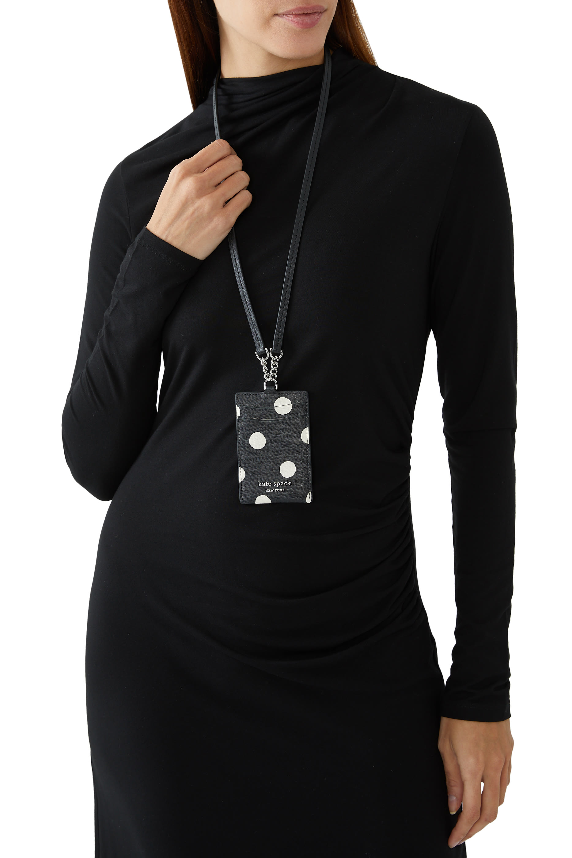 حافظة بطاقات بشعار الماركة جلد