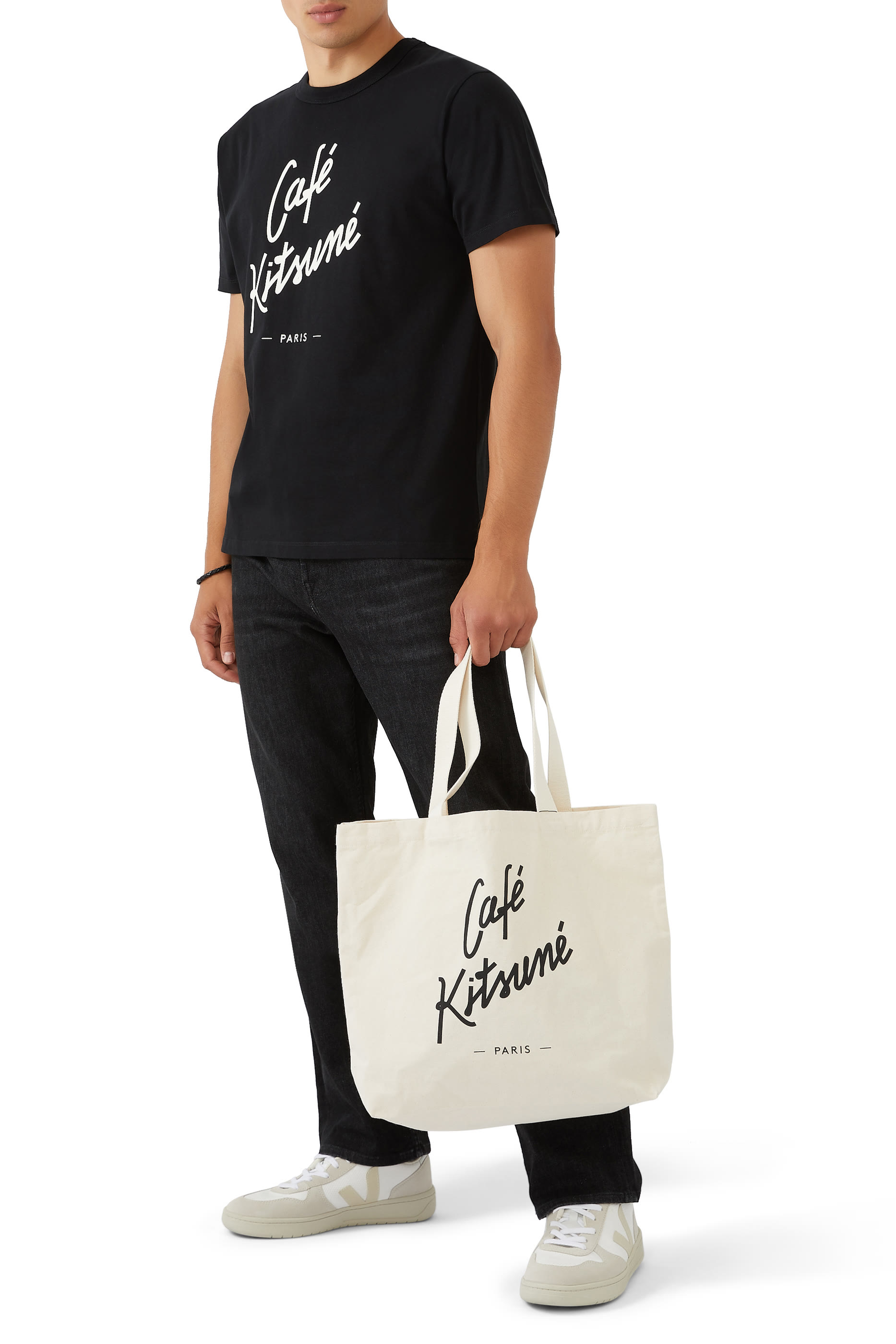 تيشيرت كلاسيكي بشعار الماركة