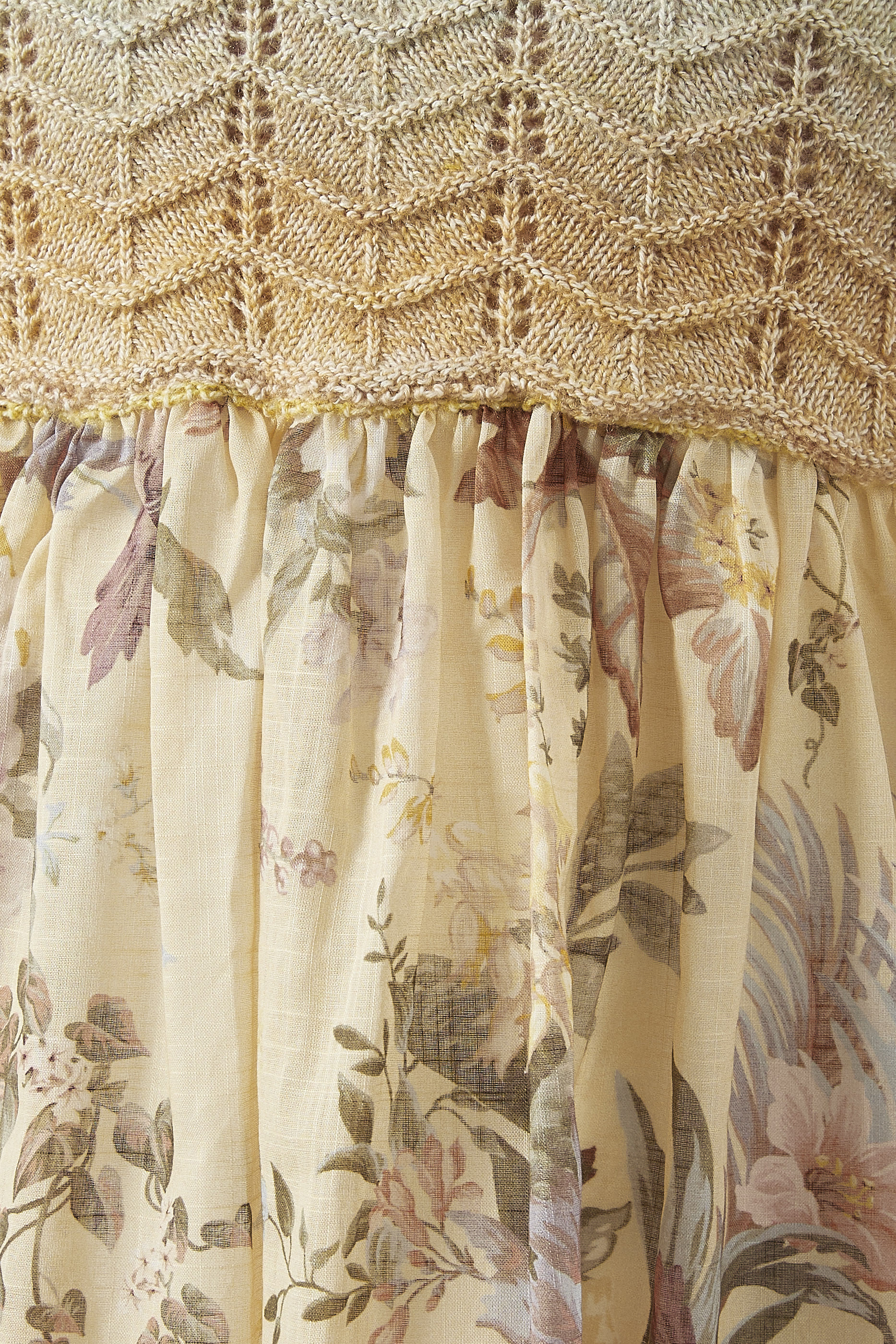 فستان تالو منسوج بطبعات للأطفال