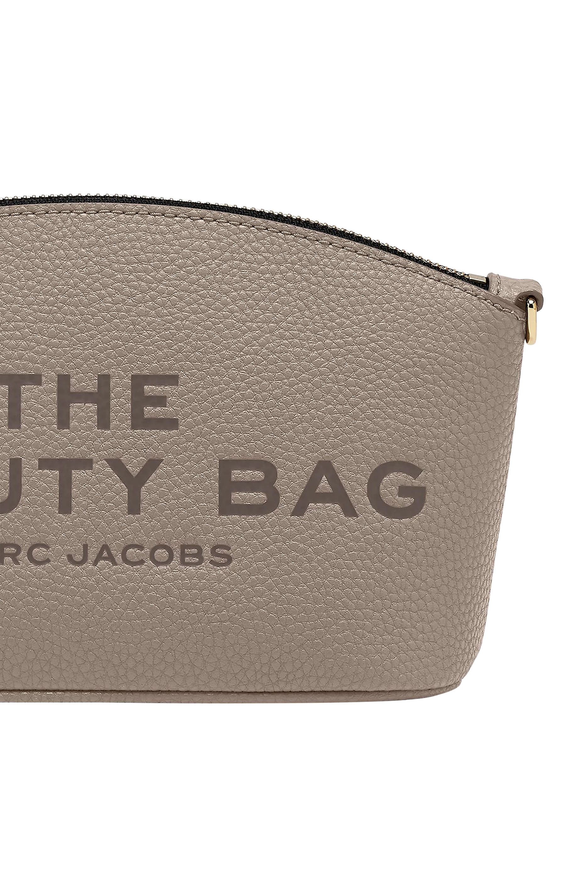 حقيبة بطبعة ذا بيوتي