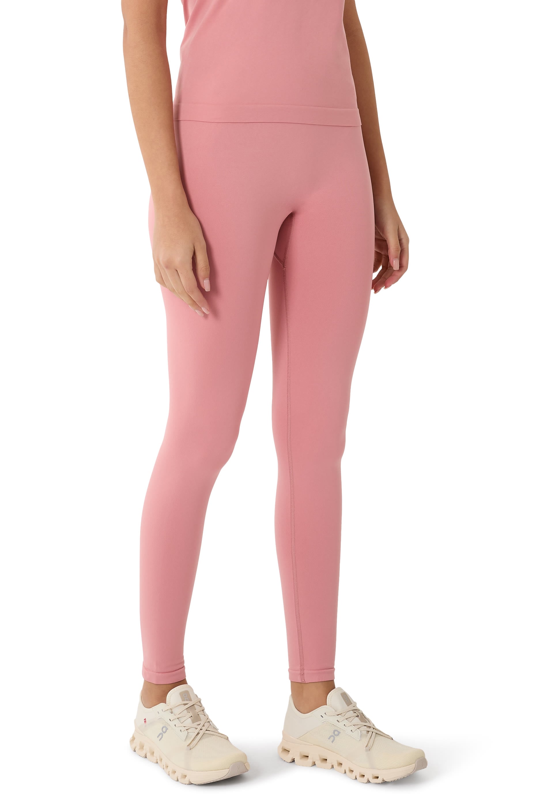 سنيكرز كلاود اكس 4 اي دي للنساء