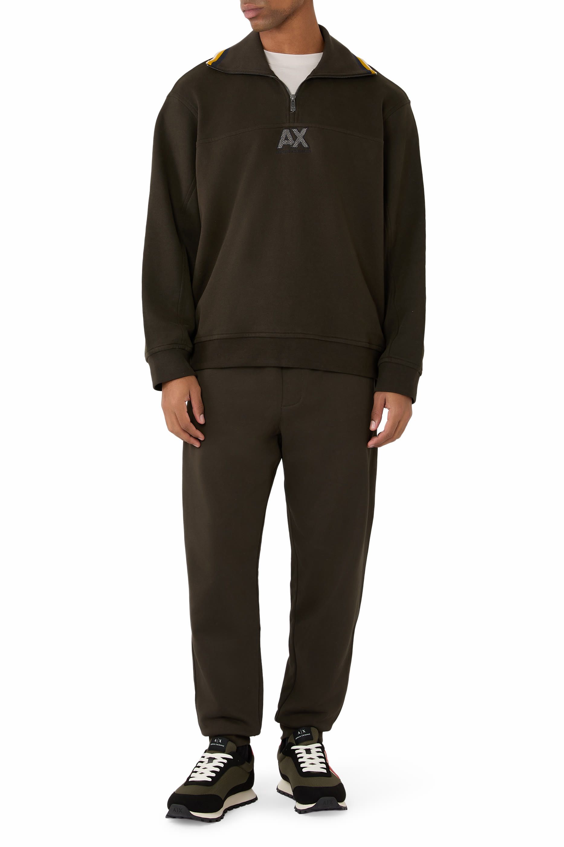 بنطال رياضي بقصة مريحة