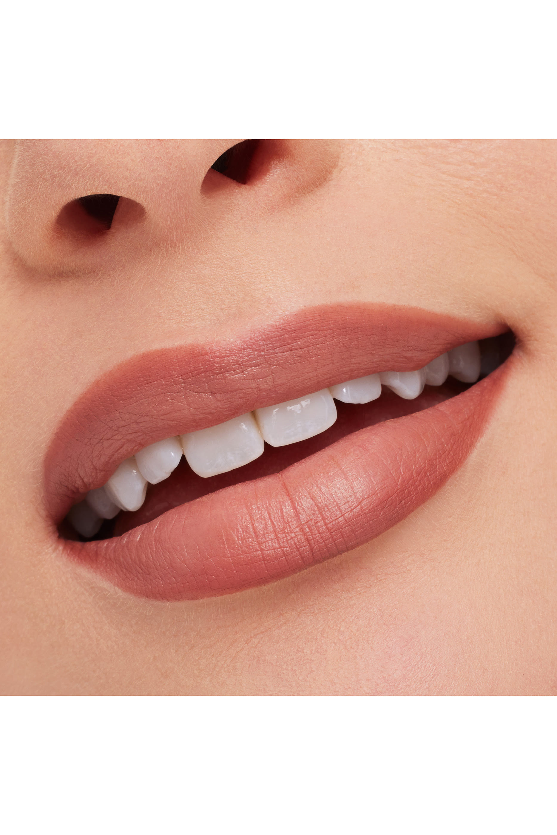 قلم شفاه درجة بولدلي بير