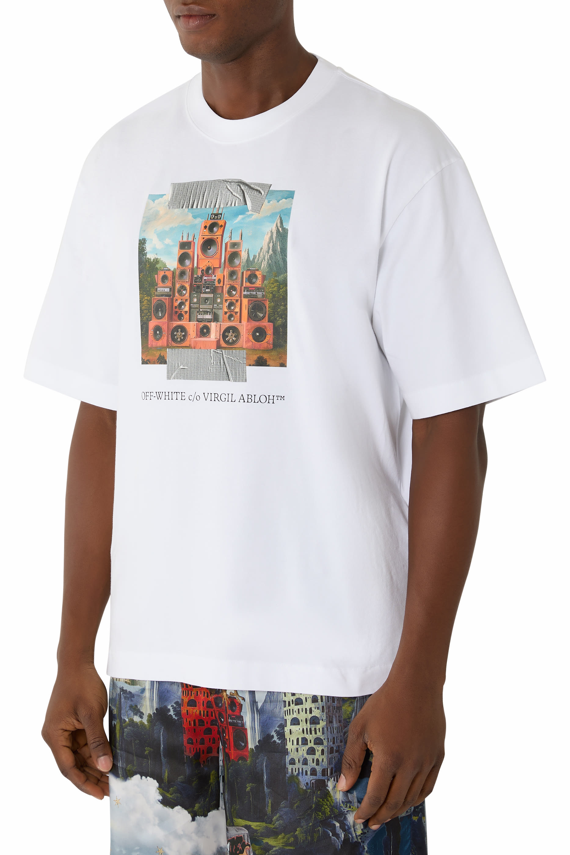 تيشيرت ترين اوف سكيت بشعار الماركة