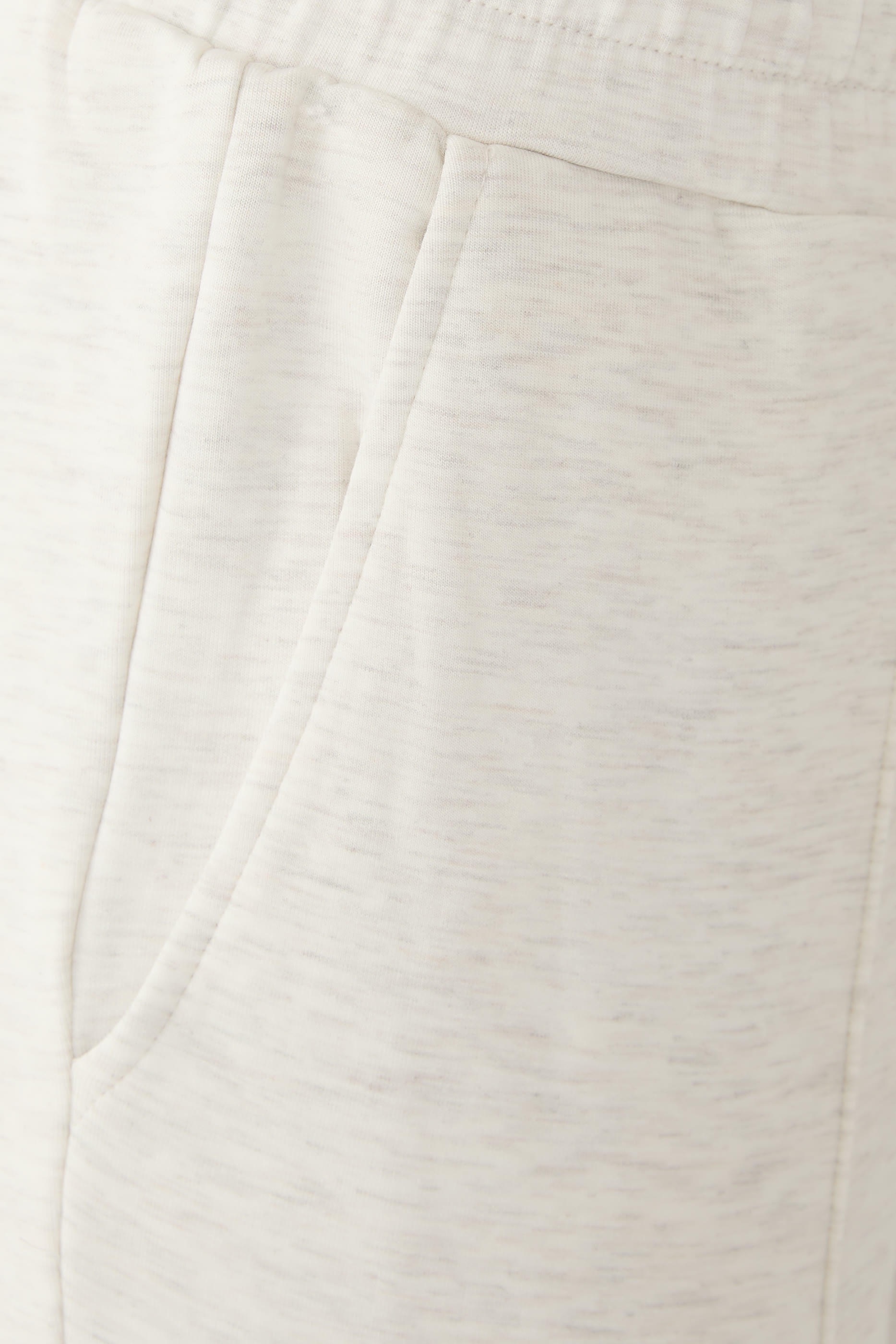 بنطال بقصة واسعة مقاس 28 بوصة