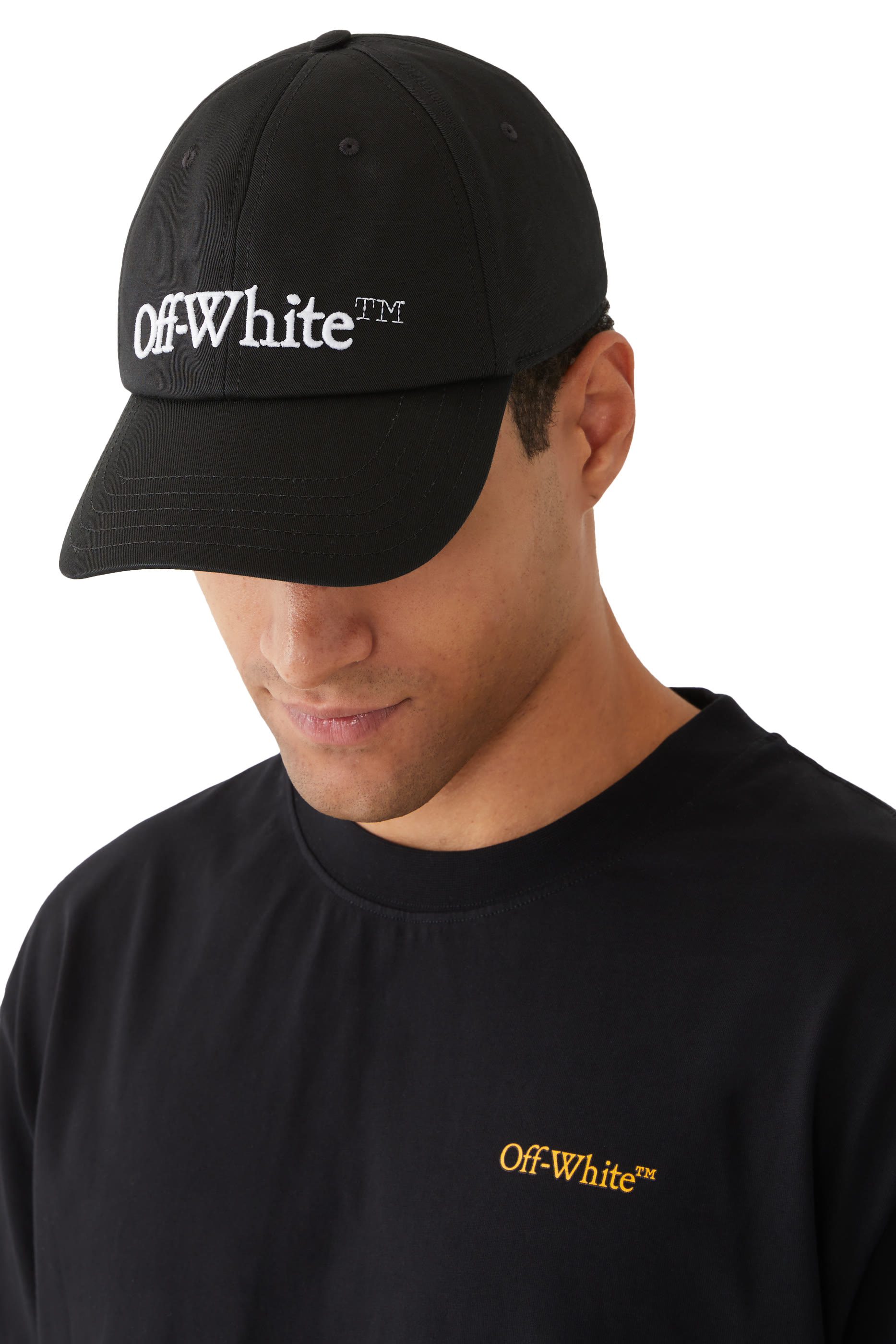 كاب بيسبول بشعار الماركة