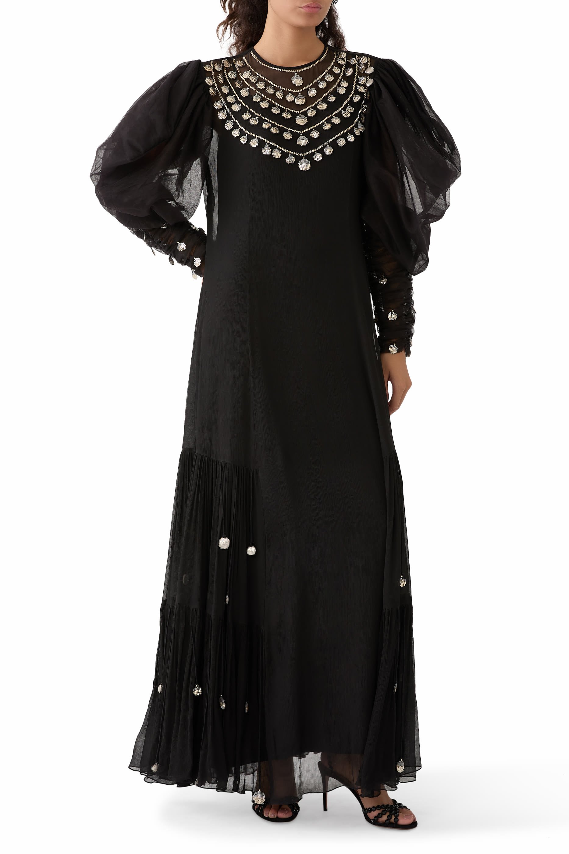 جلابية مرصعة بكريستالات بشكل عملات  