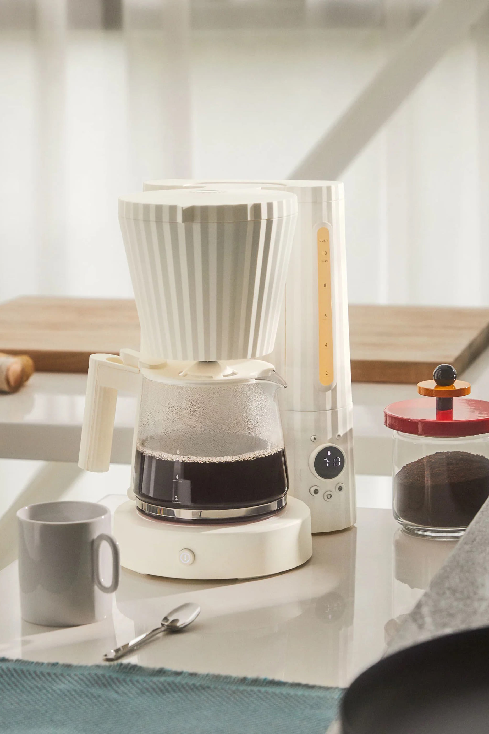 صانعة قهوة مفلترة بليسي