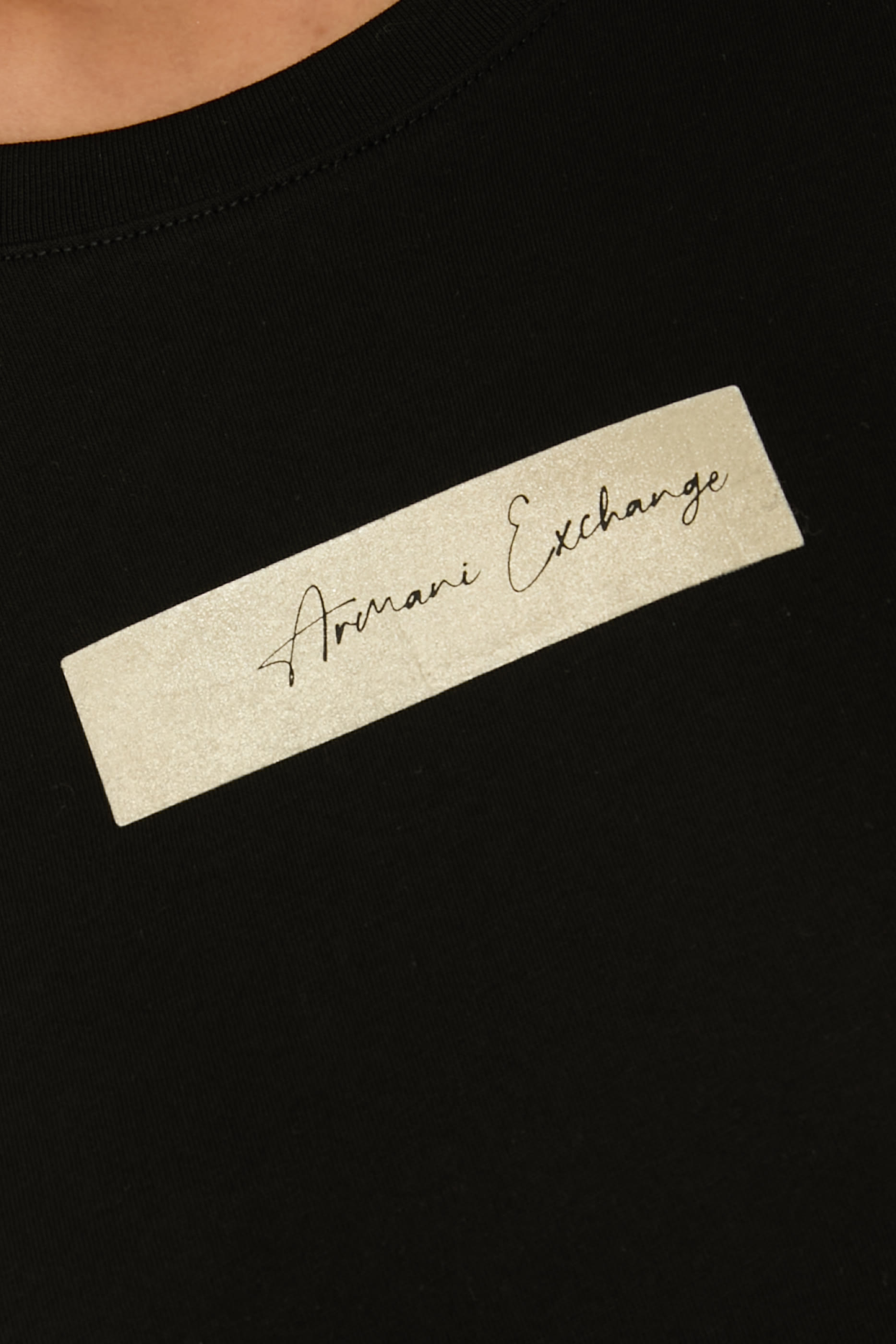 تيشيرت للمناسبات بشعار الماركة