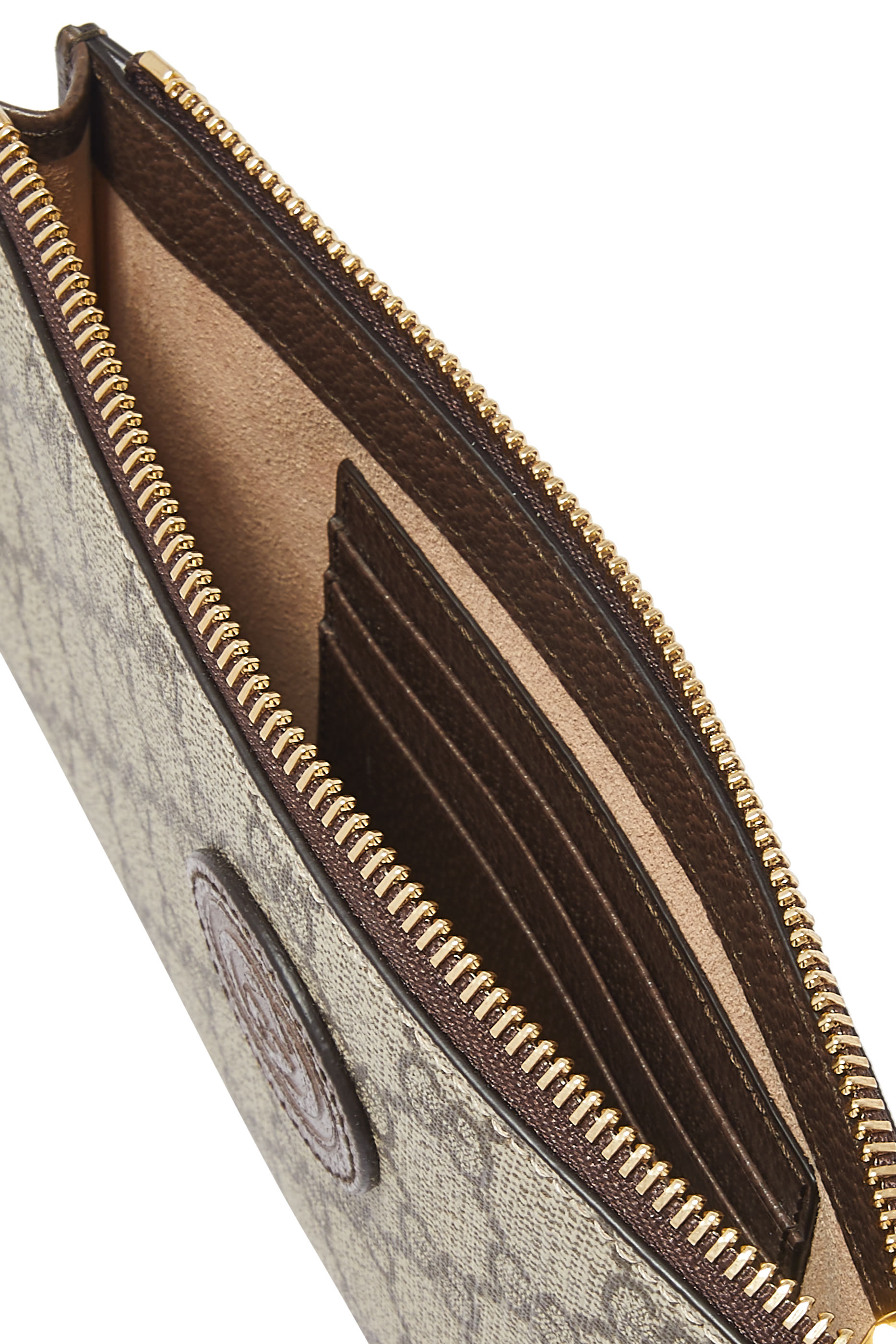 محفظة بنقشة شعار GG وحمالة رسغ وحلية بتصميم فراولة