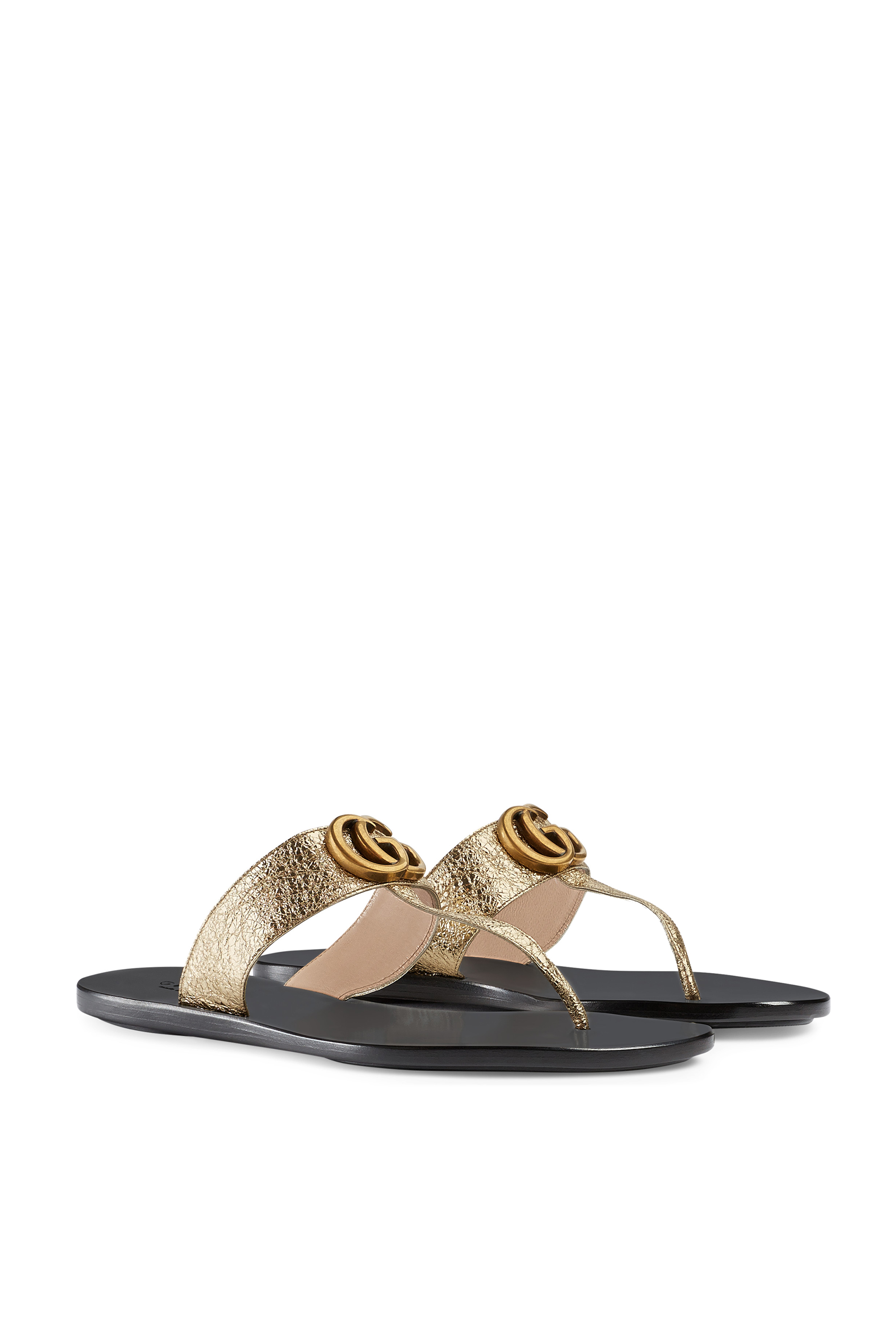 حذاء مفتوح جلد لامع بسيور رفيعة بشعار حرفي GG