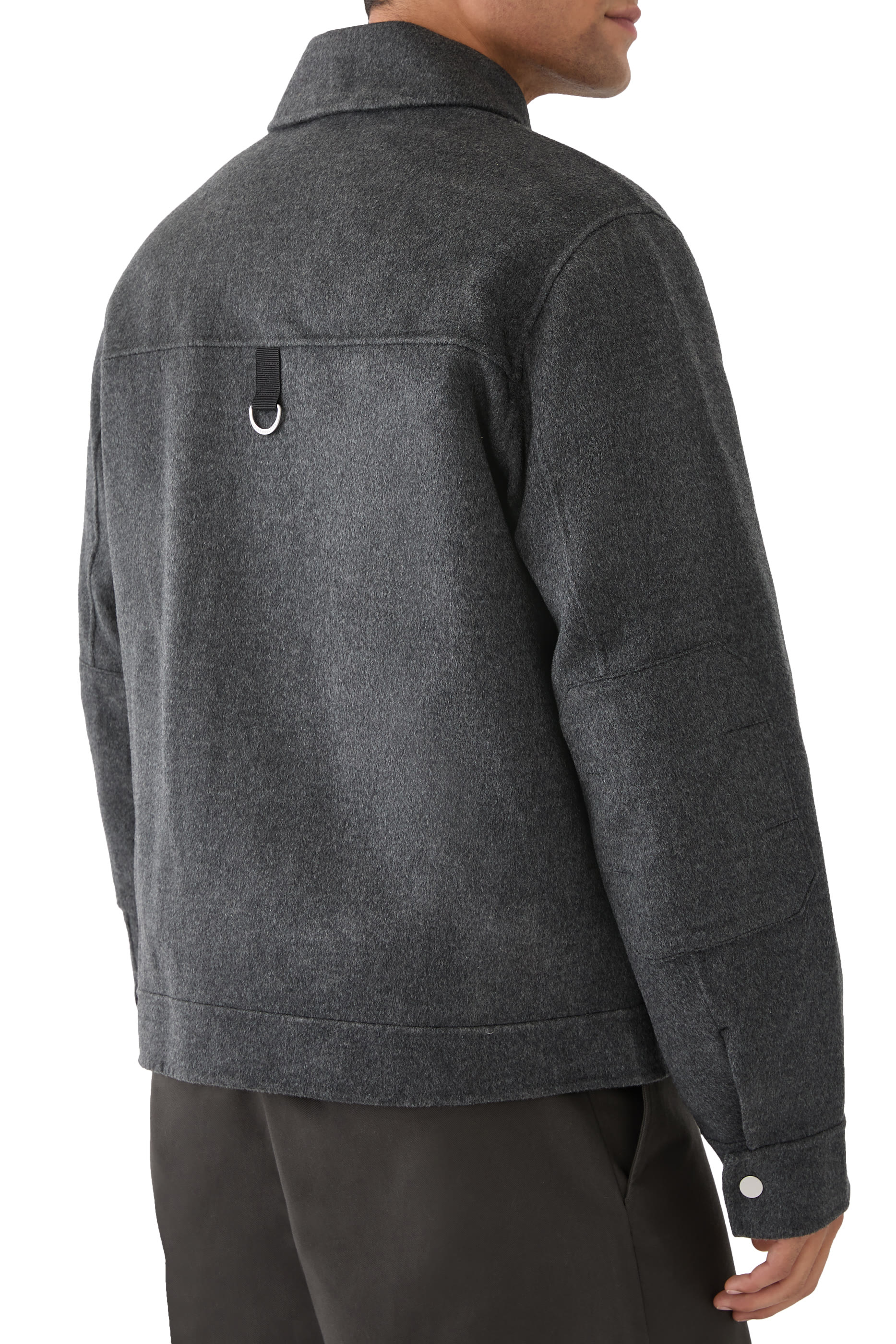 جاكيت جاك بتصميم قميص