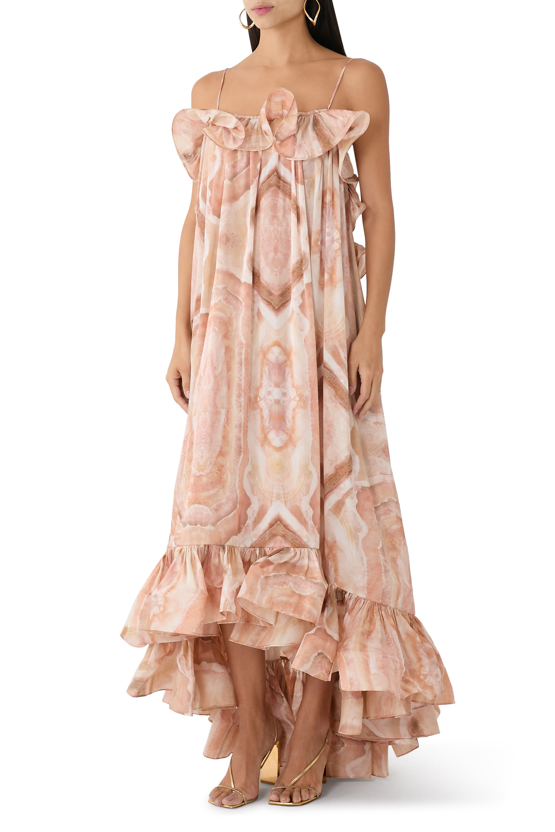 فستان سهرة الومينيت بكشكش