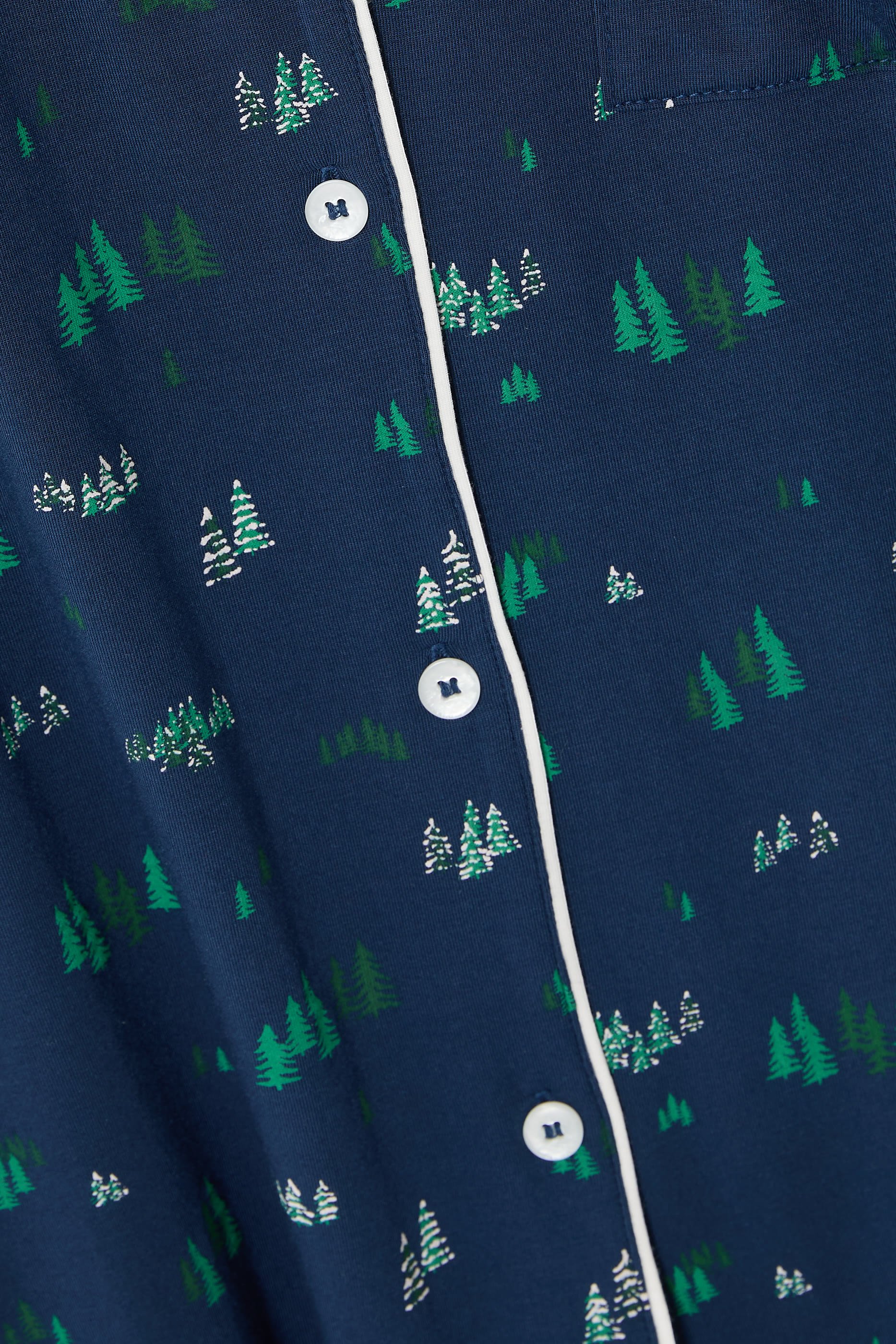 طقم بيجامة جيزيل بقصة طويلة ونقشة تينسيل مودال