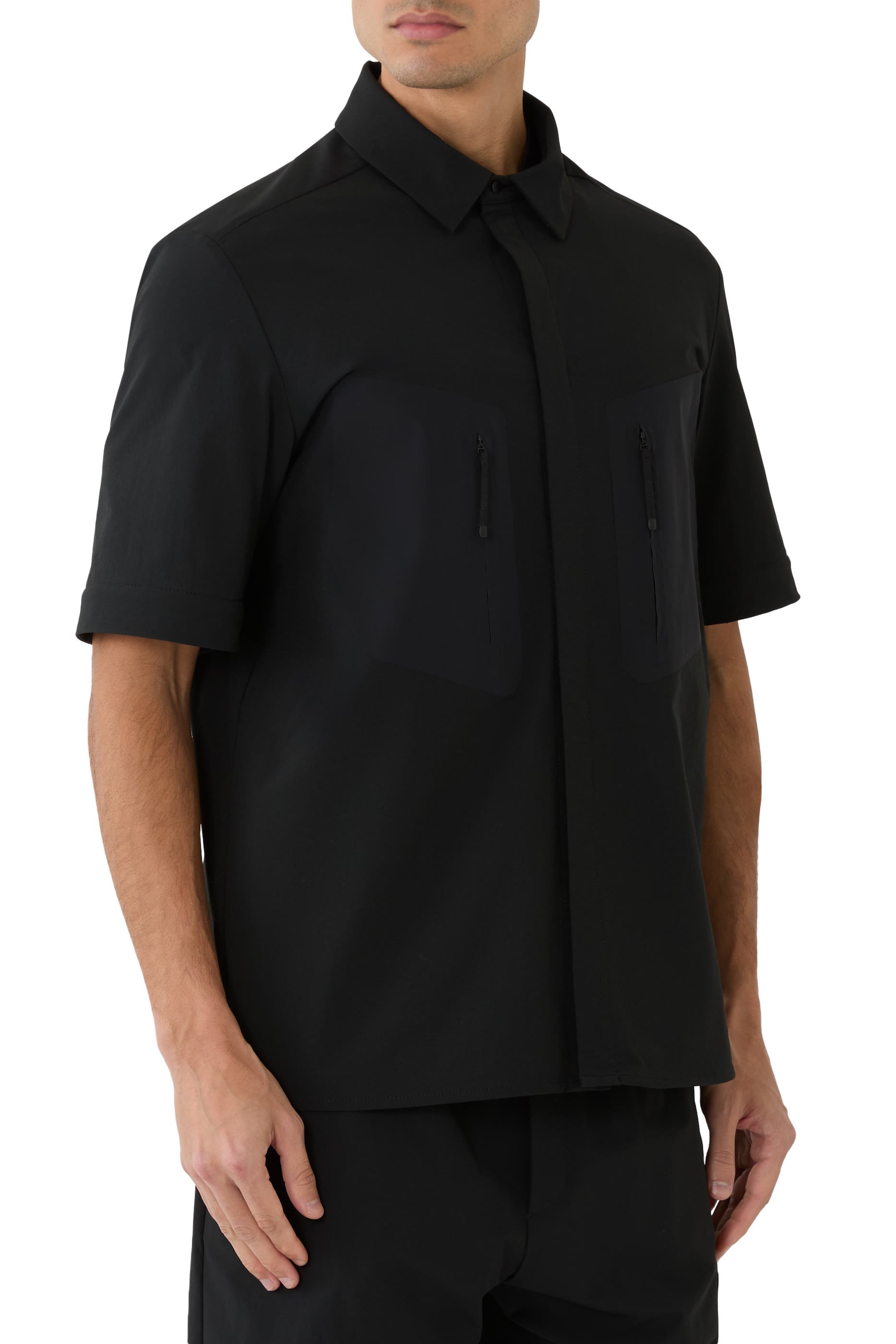 جاكيت بنمط قميص 2 في 1 مزين بشعار الماركة