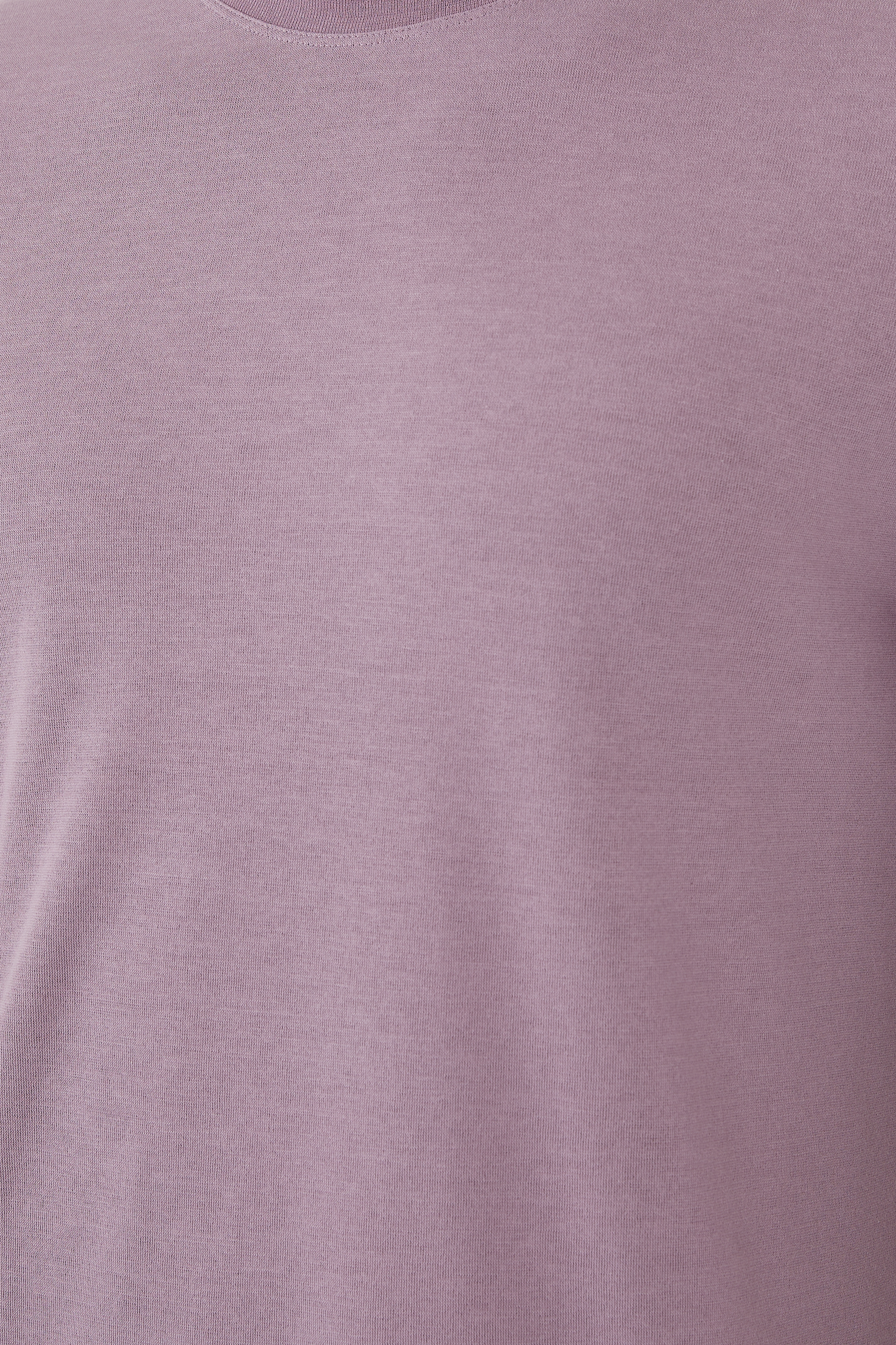 تيشيرت قطن بقصة ضيقة