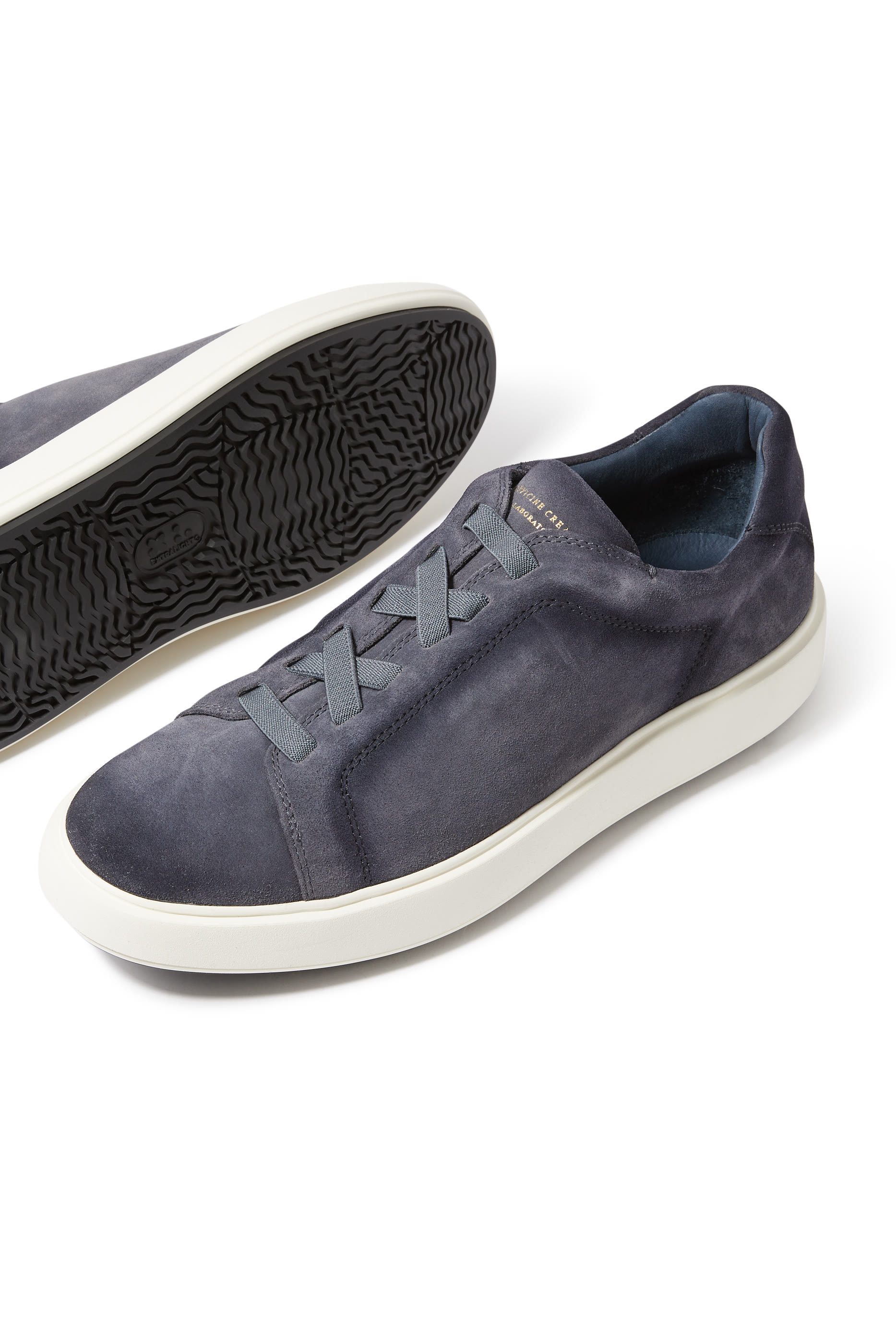 سنيكرز سلاوش 001