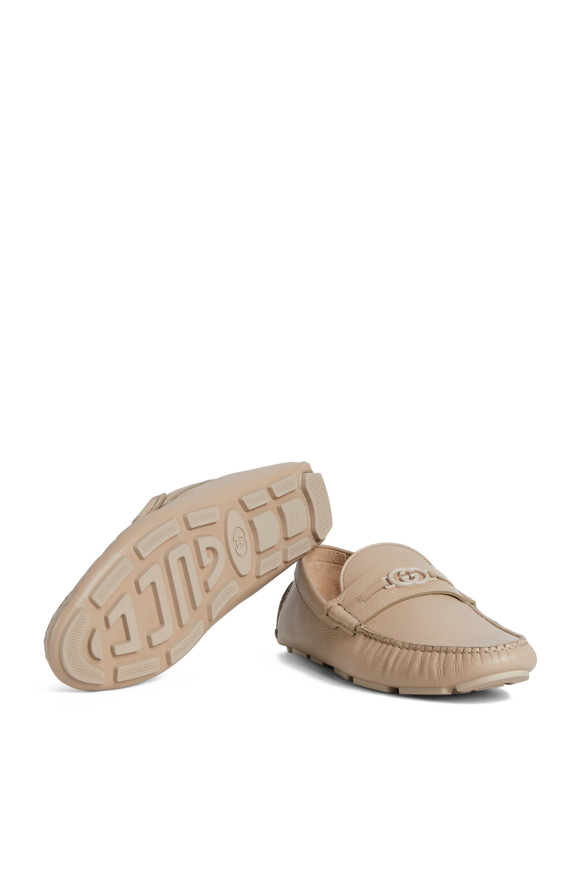 حذاء درايفر سهل الارتداء