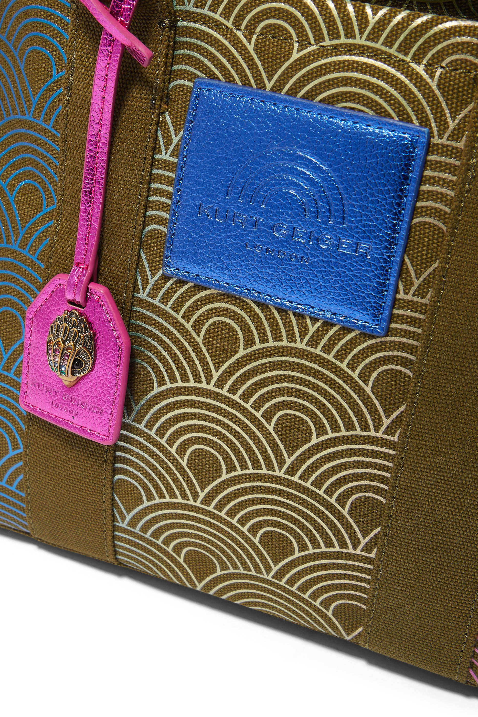 حقيبة يد ساوث بانك صغيرة