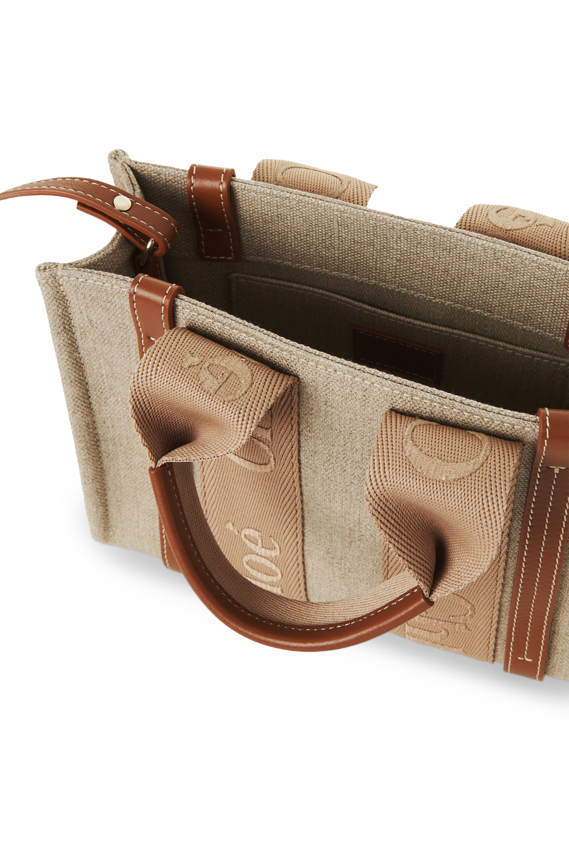 حقيبة يد صغيرة