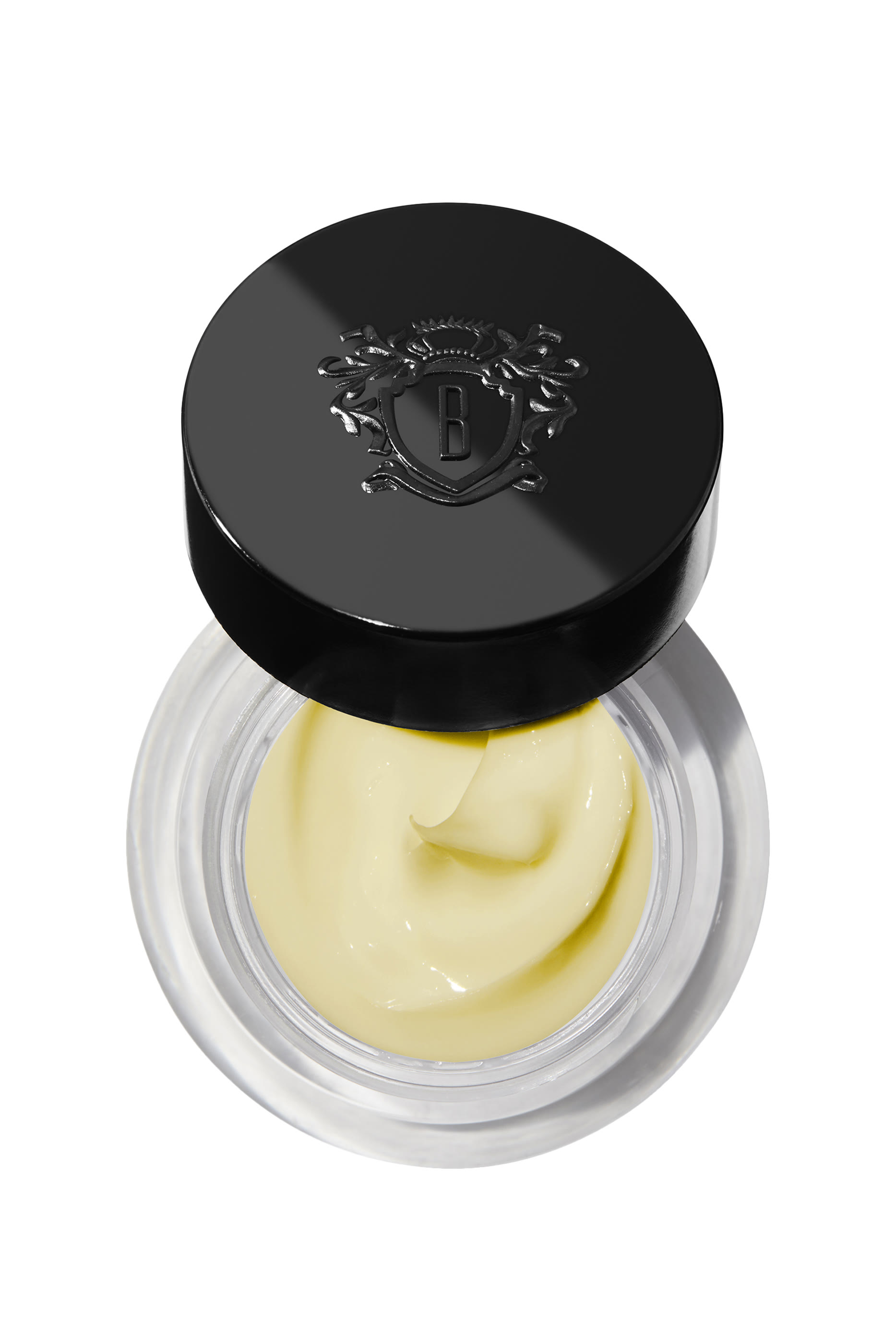 برايمر للعين غني بالفيتامينات