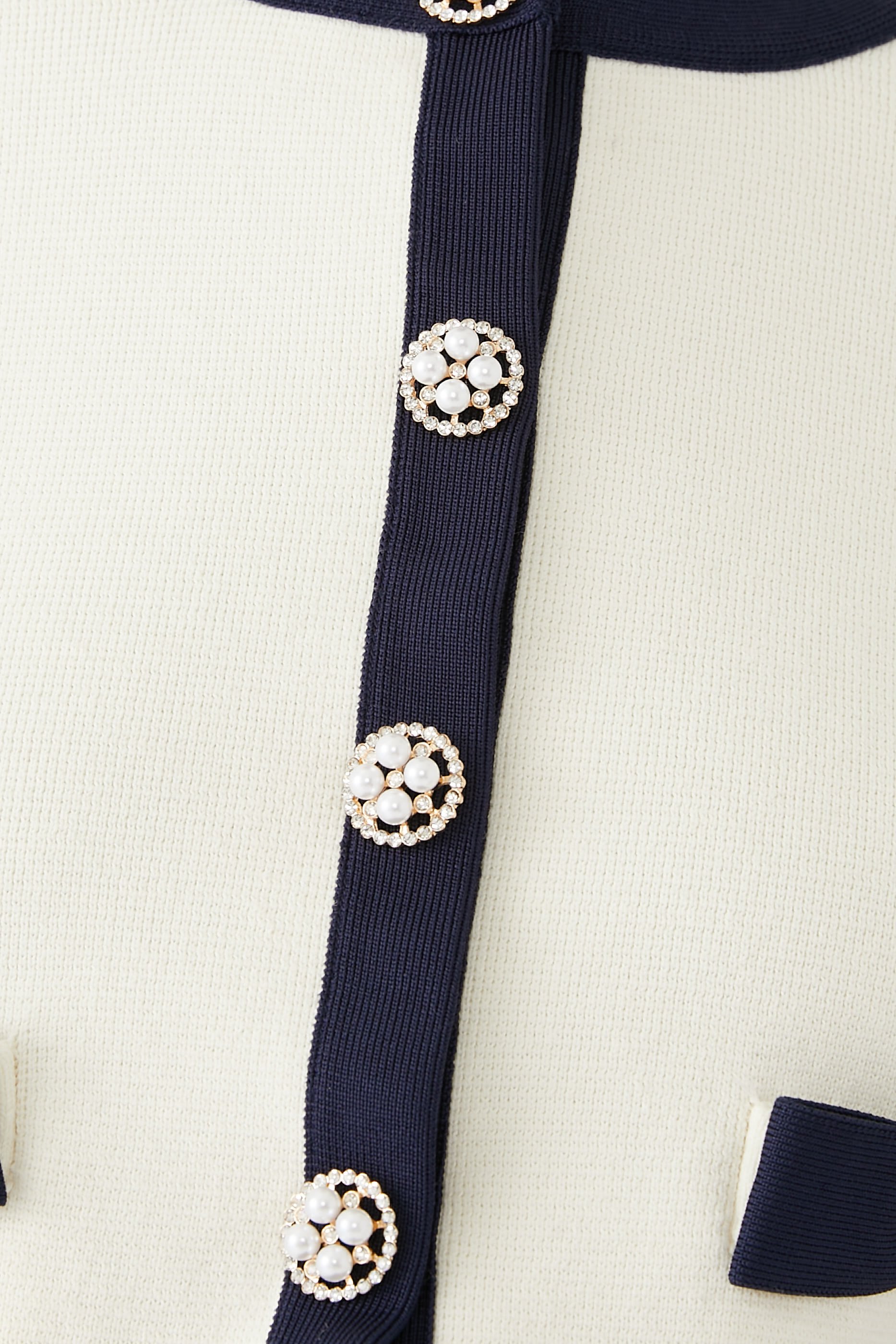 كاردغان منسوج بفيونكة