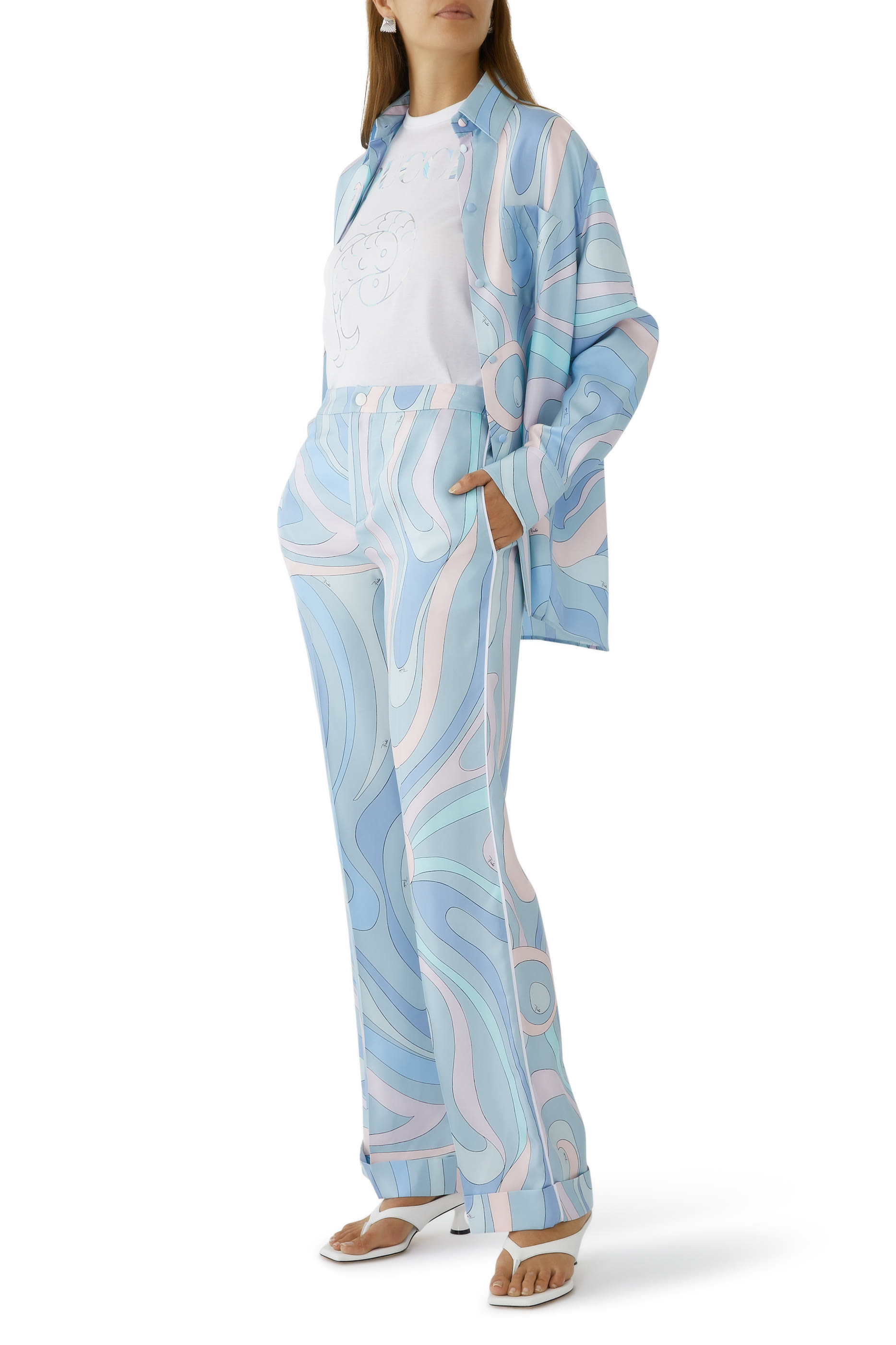 تيشيرت بطبعة شعار الماركة قطن