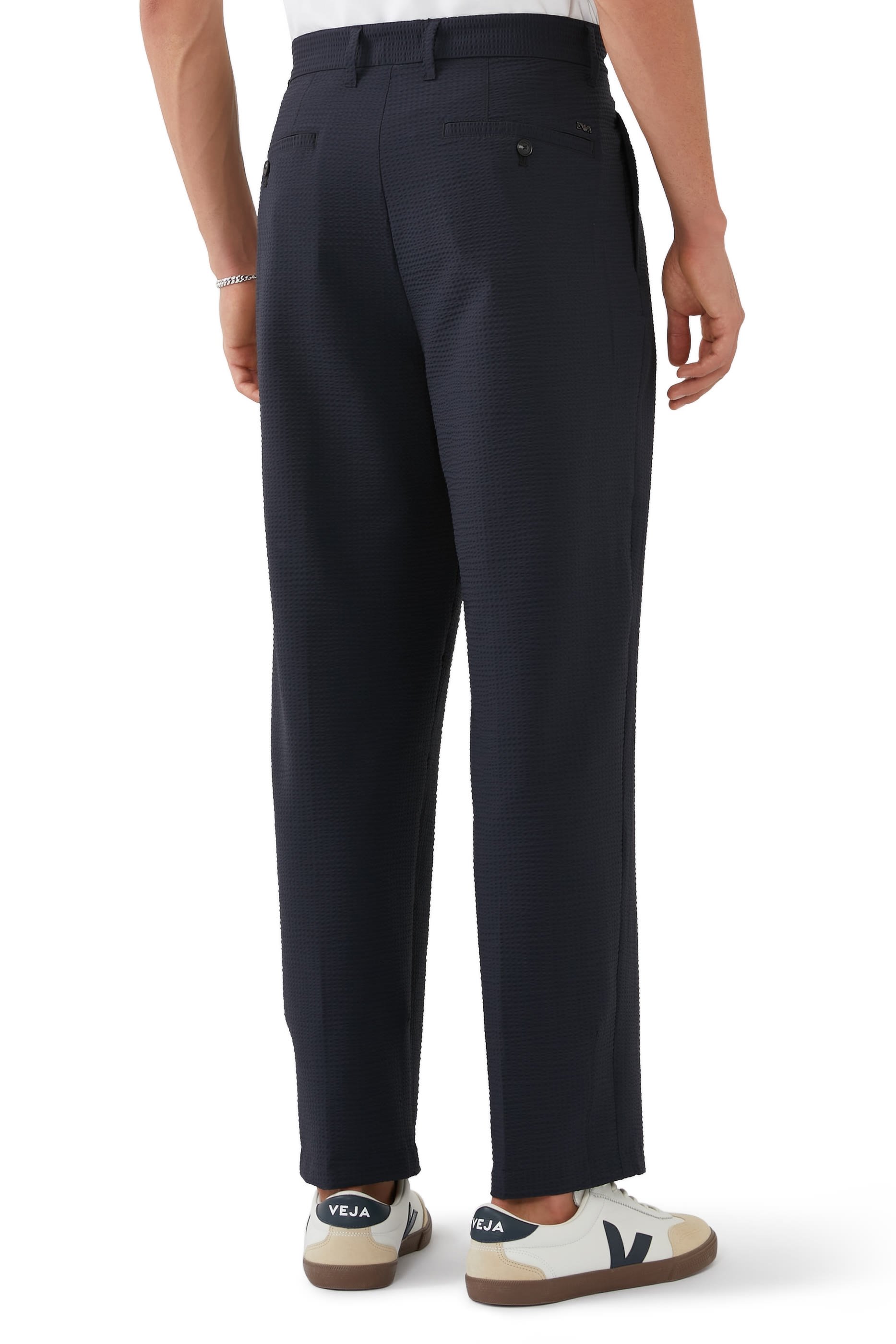 بنطال تشينو بطيات سيرساكر معالج