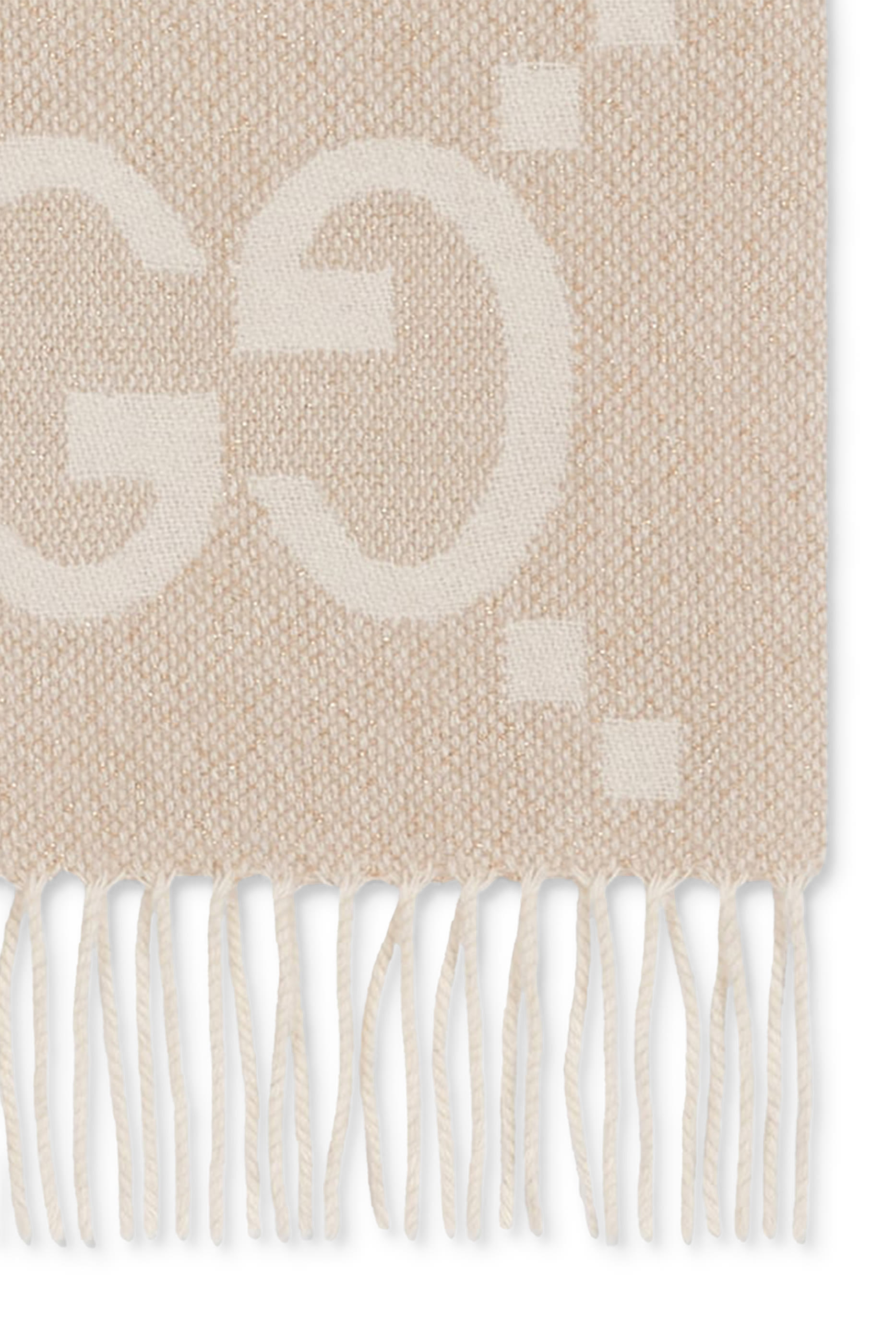 وشاح كاشمير لاميه جاكار بشعار حرفي الماركة