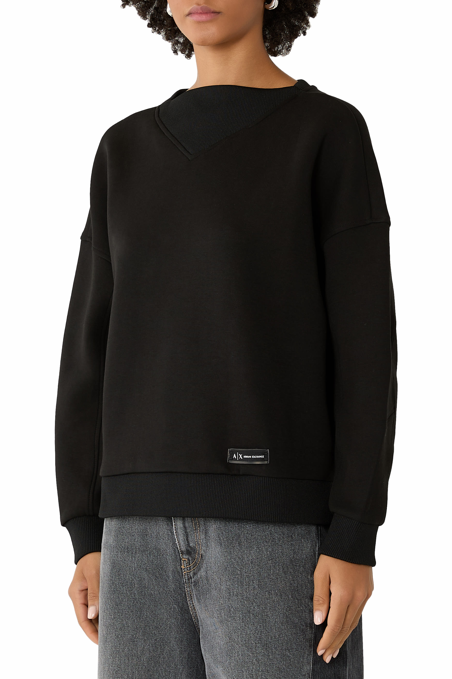 سويت شيرت بقصة فضفاضة