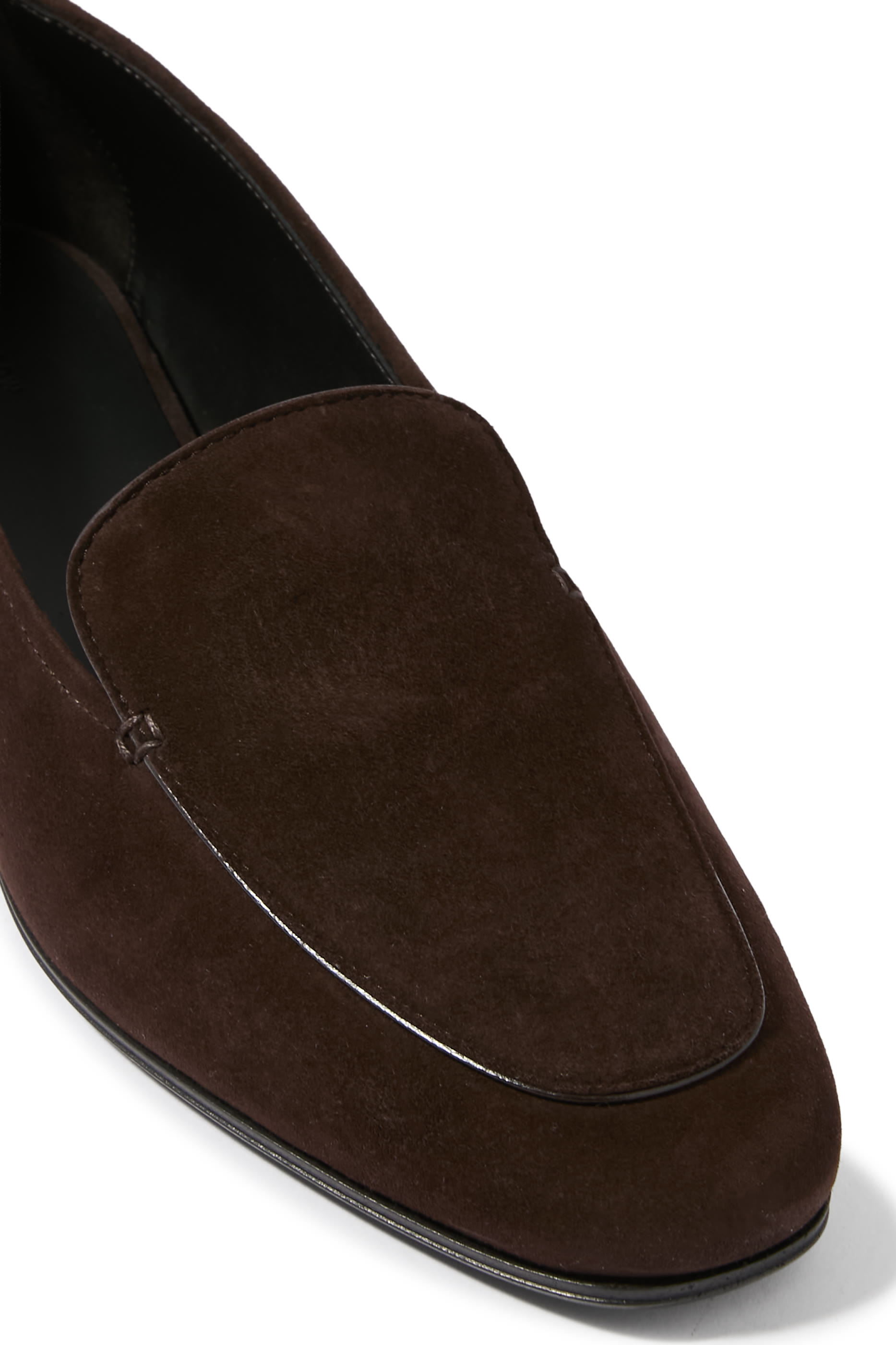 حذاء ادام تو سهل الارتداء